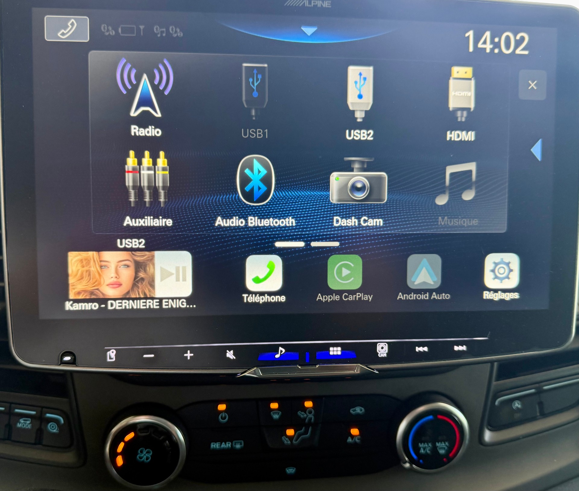 FORD Transit Custom 320 L2H1 Trend A-image-18