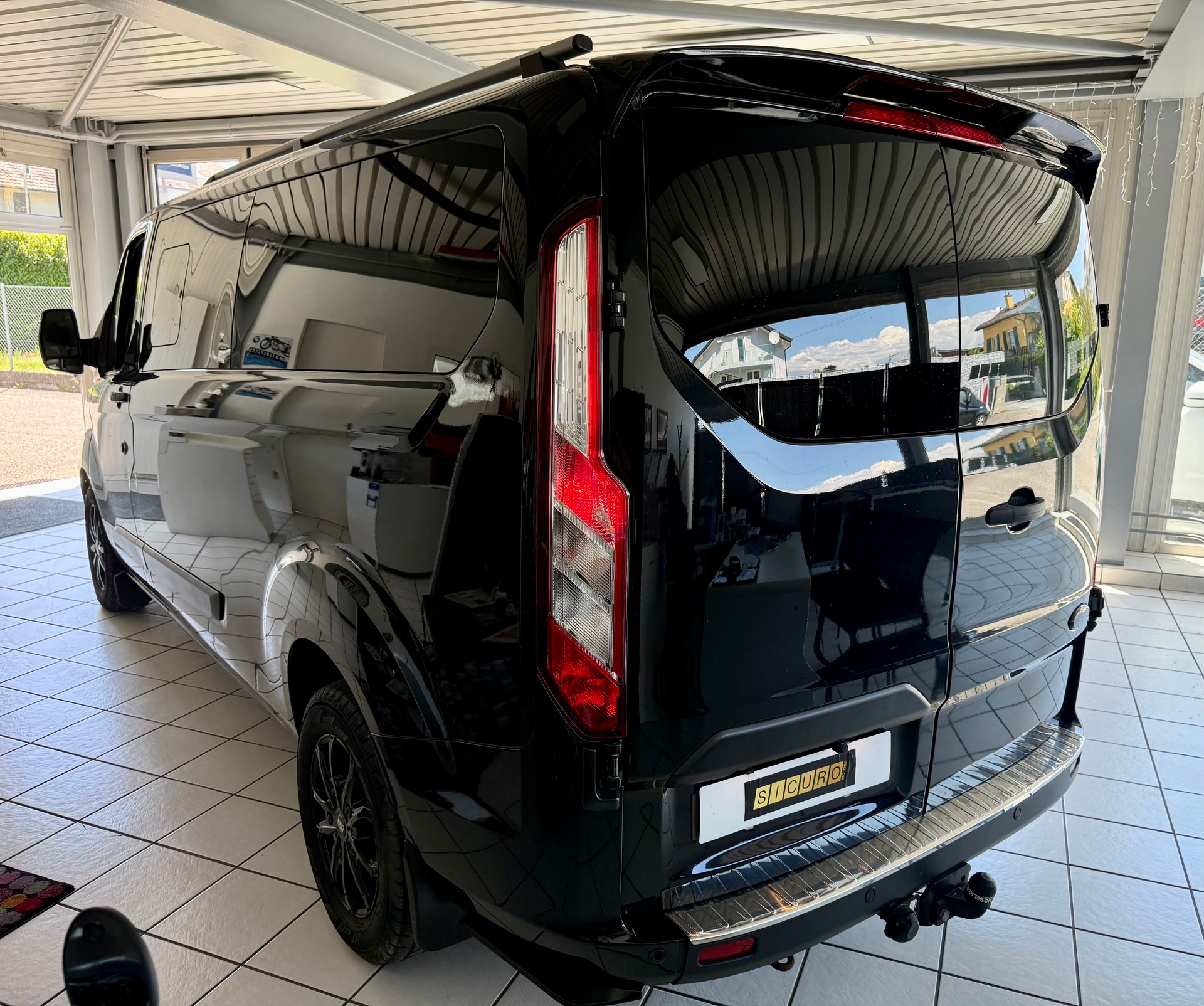 FORD Transit Custom 320 L2H1 Trend A-image-7