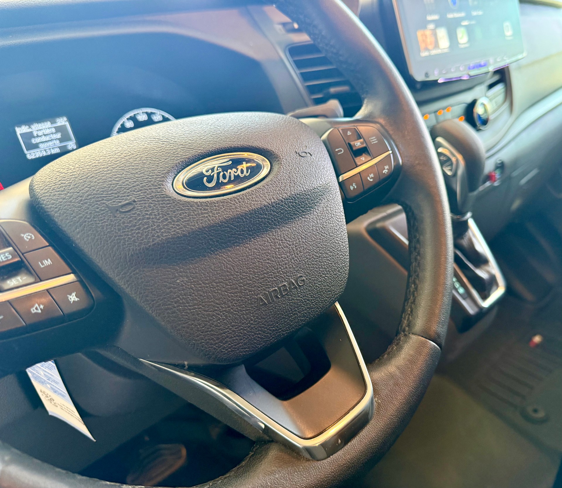 FORD Transit Custom 320 L2H1 Trend A-image-21