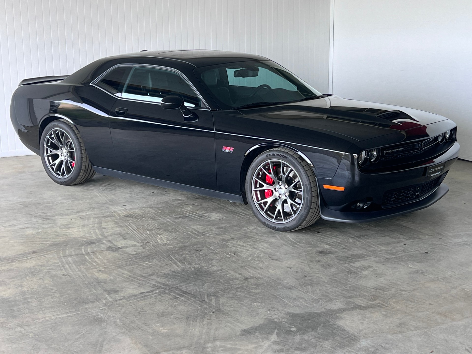 DODGE SRT 392 6.4 V8 HEMI-showroom-element-1