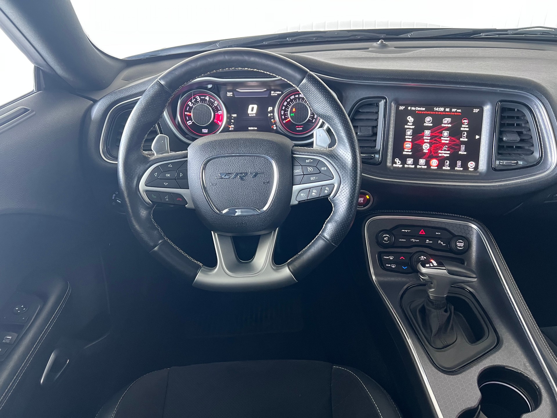 DODGE SRT 392 6.4 V8 HEMI-image-19