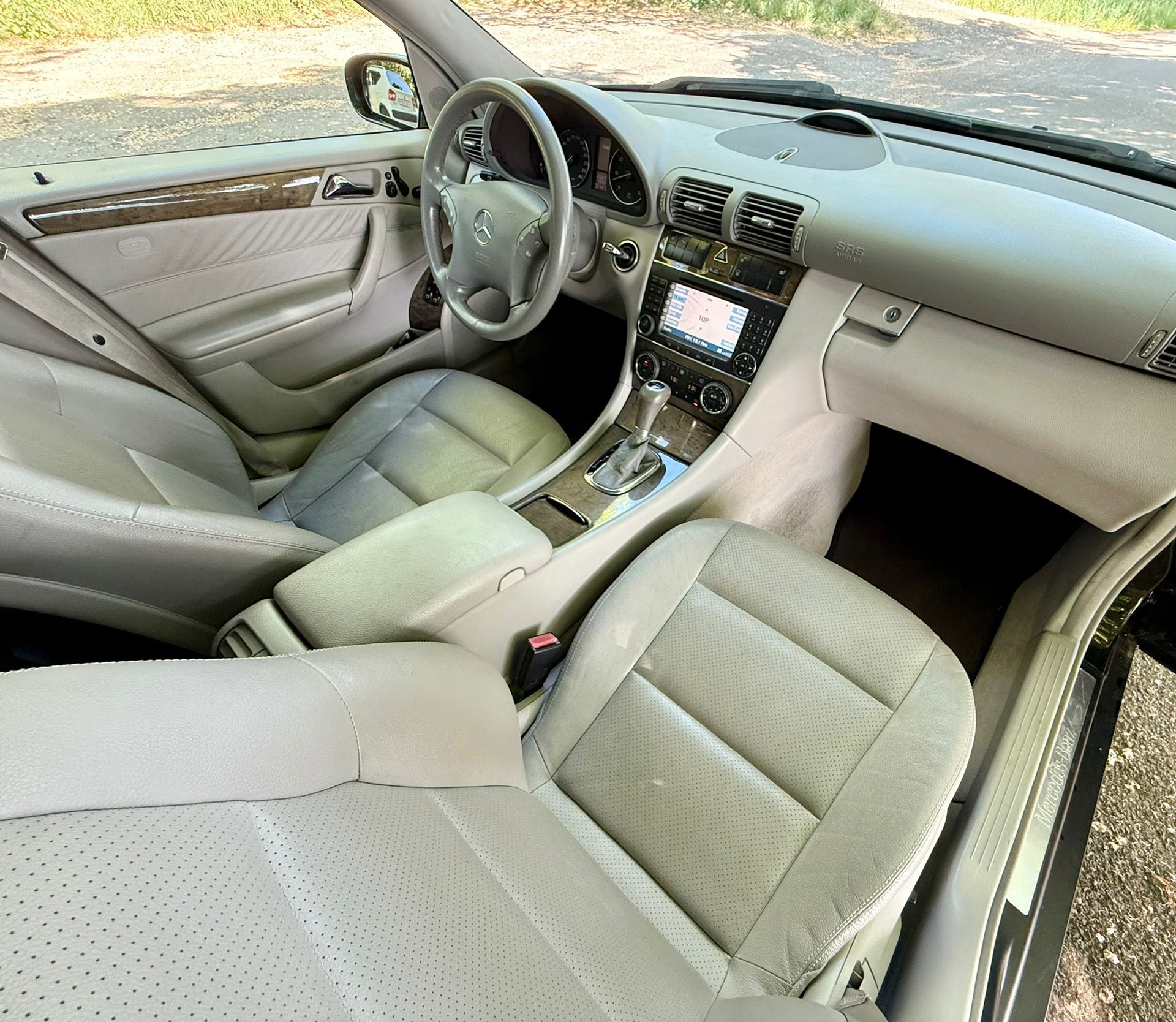 MERCEDES-BENZ C 350 Avantgarde Sport Edition 4Matic Automatic-image-24
