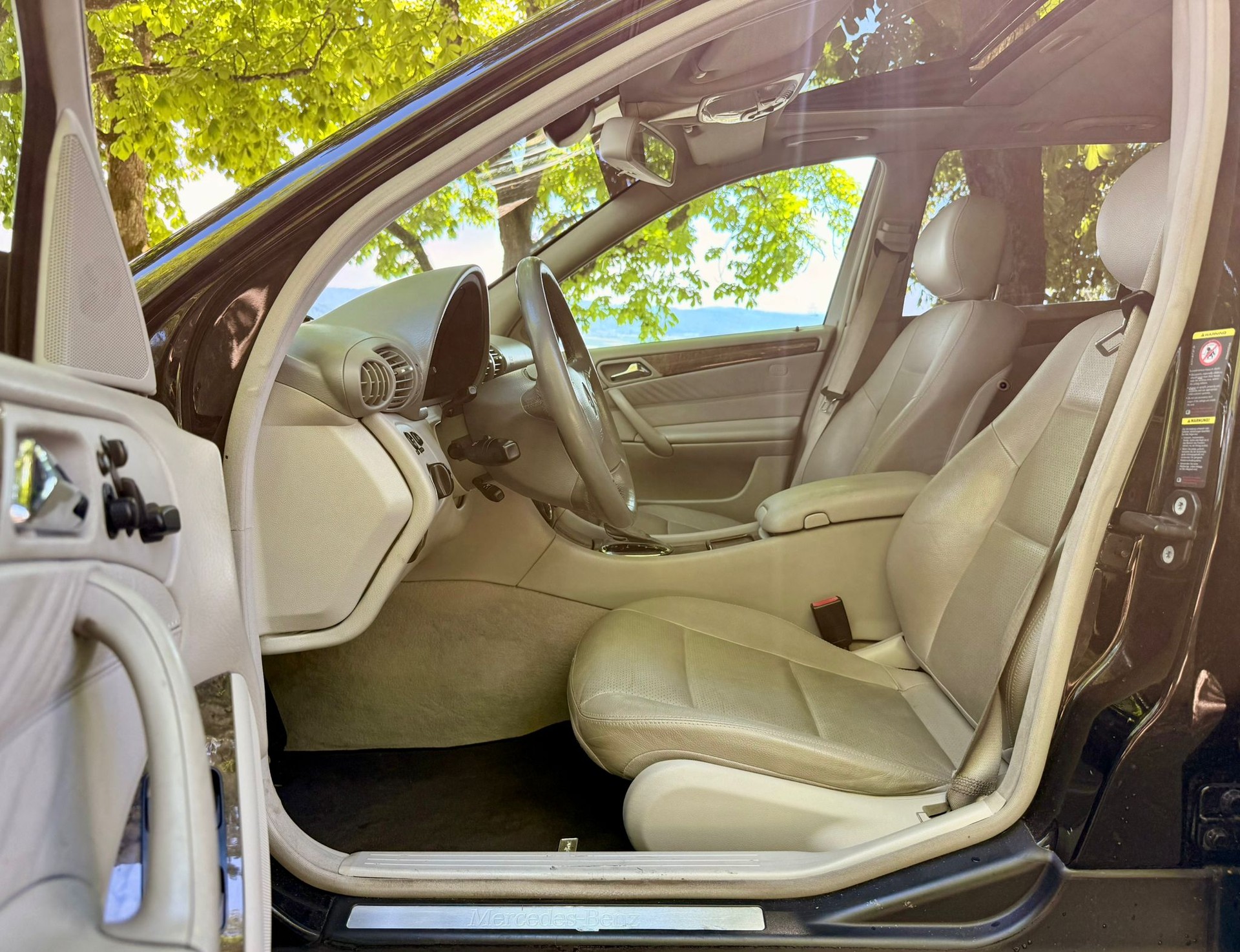 MERCEDES-BENZ C 350 Avantgarde Sport Edition 4Matic Automatic-image-20