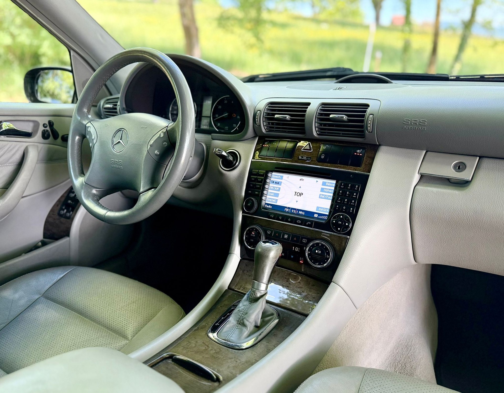 MERCEDES-BENZ C 350 Avantgarde Sport Edition 4Matic Automatic-image-25