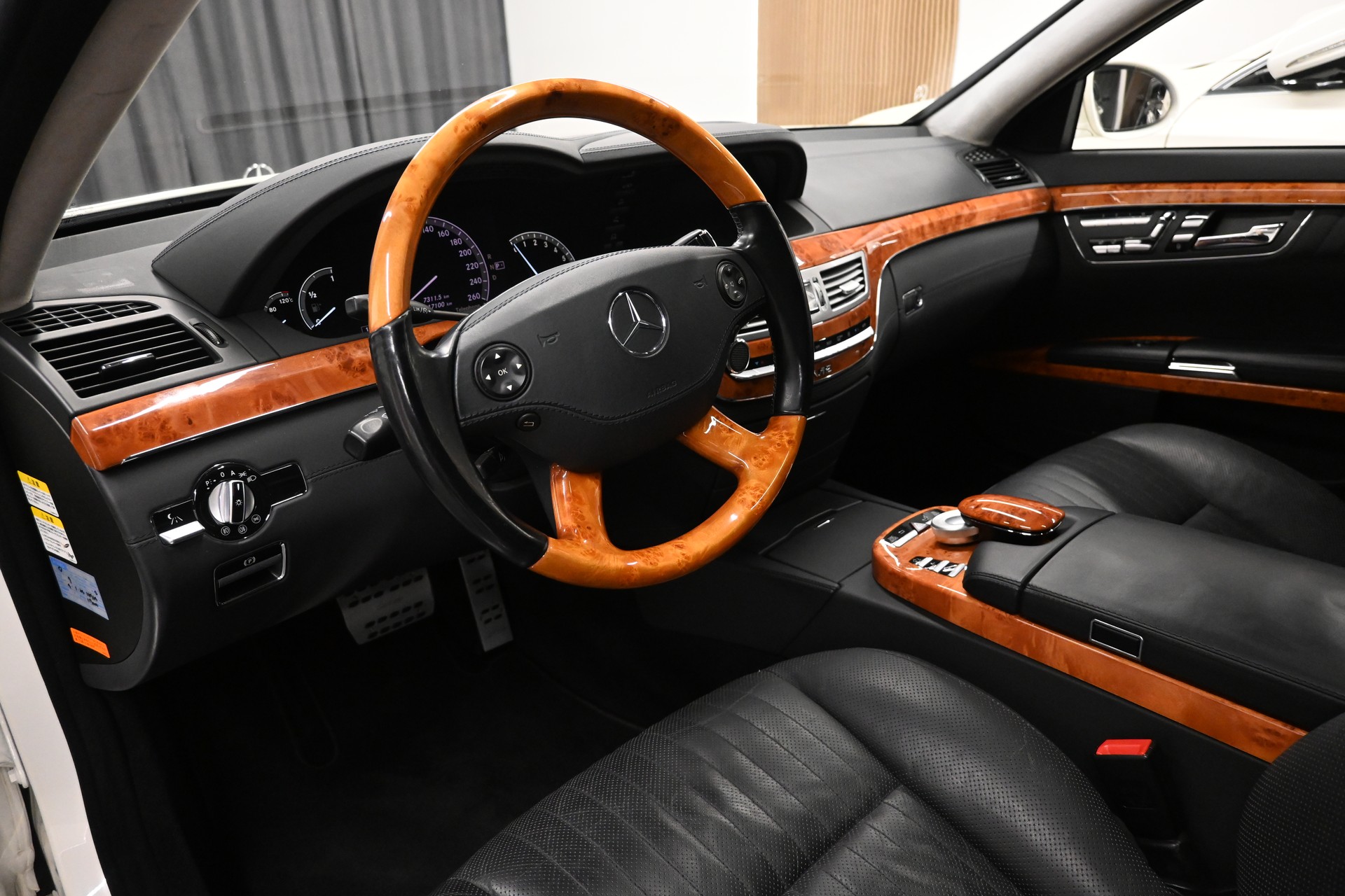 MERCEDES-BENZ S 600 L Automatic-image-13