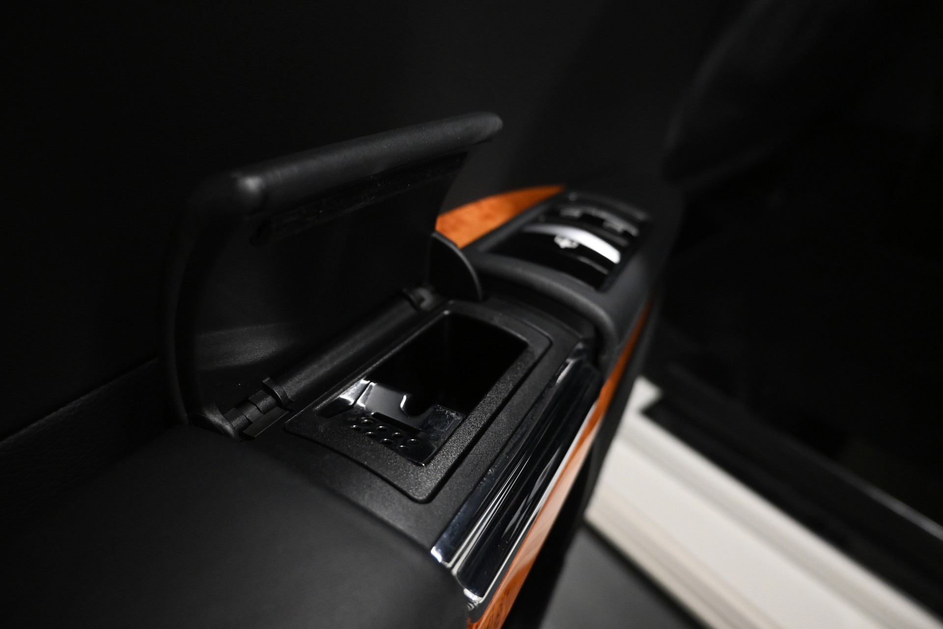MERCEDES-BENZ S 600 L Automatic-image-25