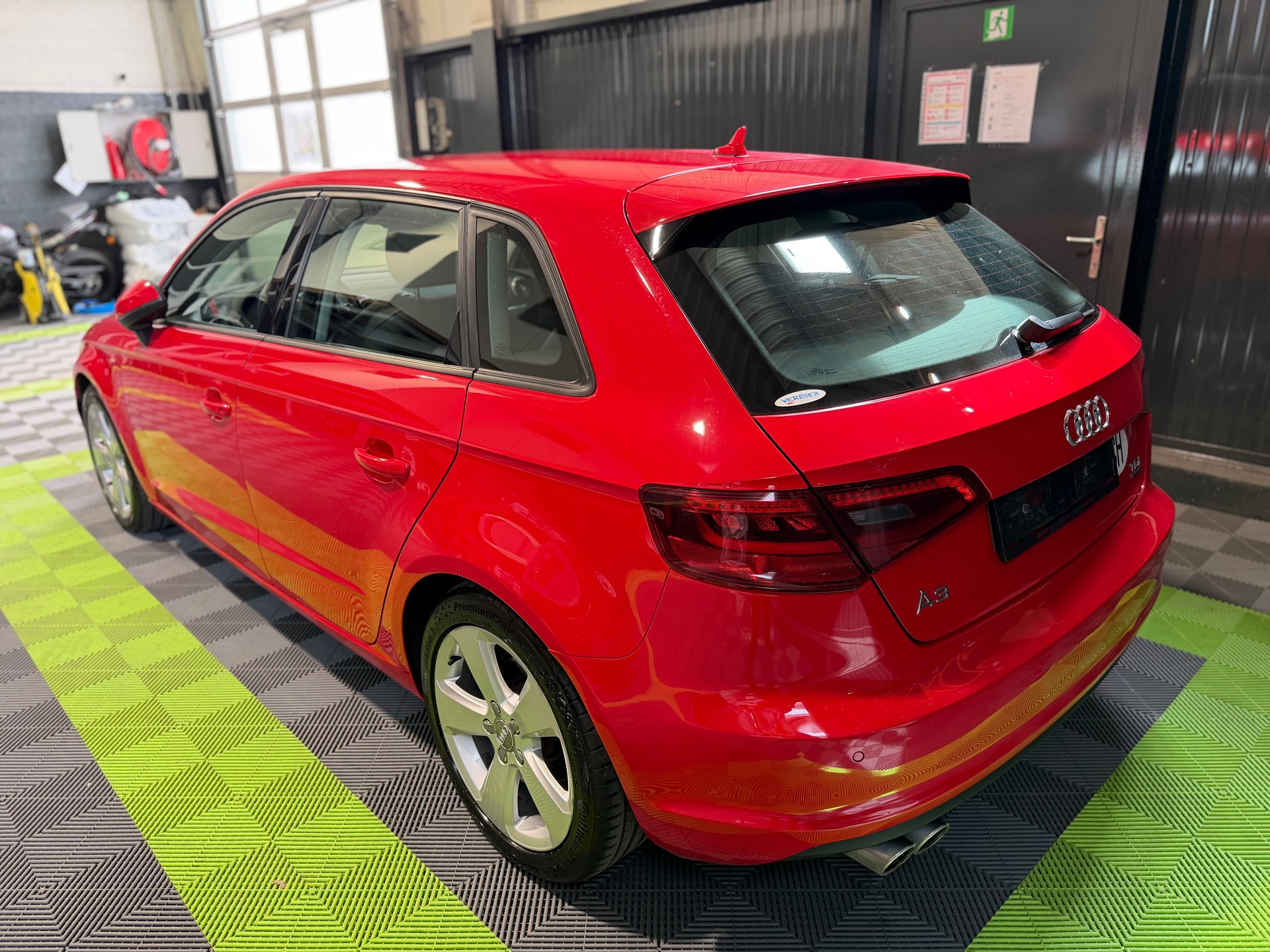 AUDI A3 Sportback 2.0 TDI Ambiente quattro S-tronic-image-7