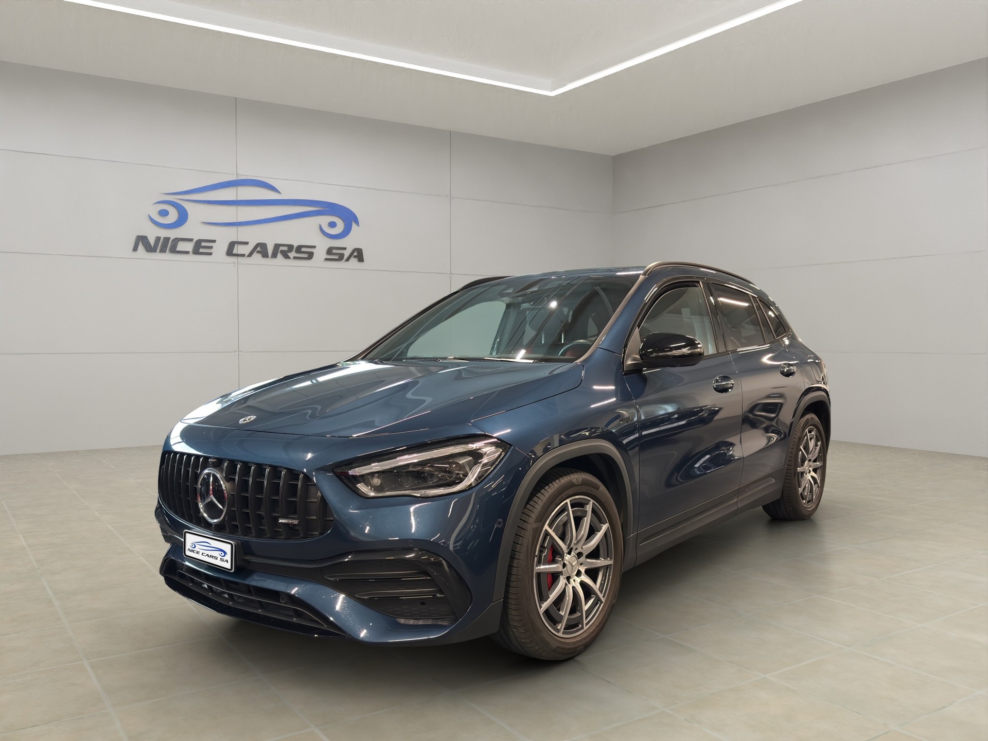 MERCEDES-BENZ GLA 35 AMG 4Matic 8G-Speedshift DCT