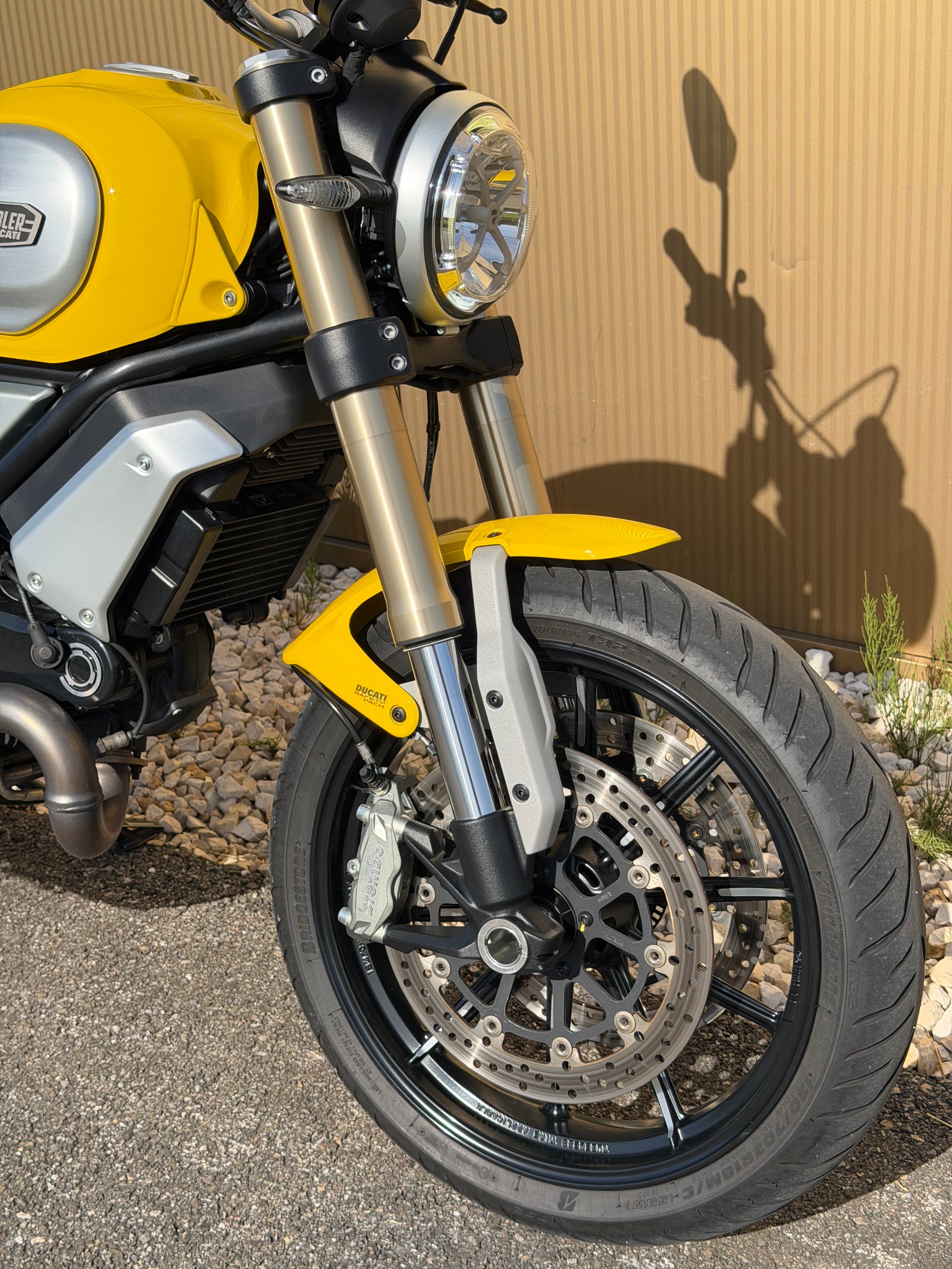 DUCATI Scrambler 1100-image-1
