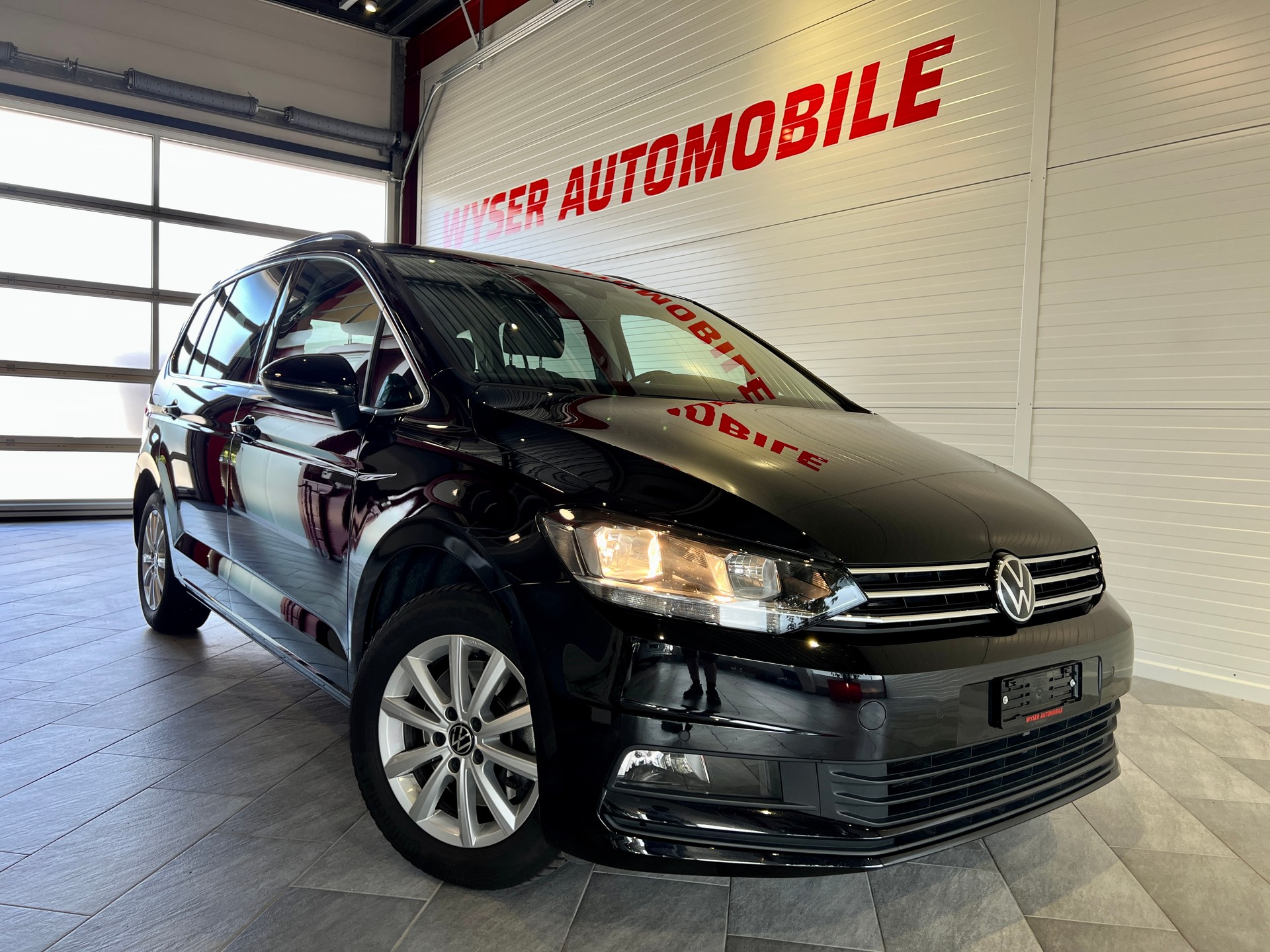 VW Touran 1.5 TSI EVO Comfortline DSG-showroom-element-1