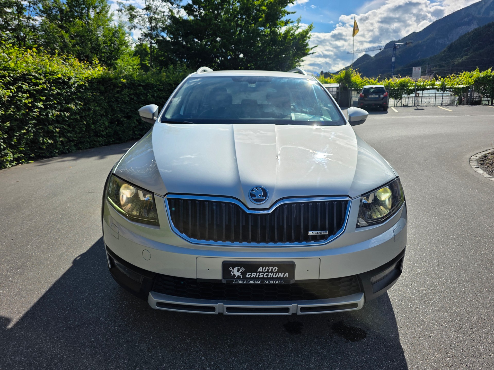 SKODA Octavia Combi 2.0 TDI Scout 4x4 DSG-image-7