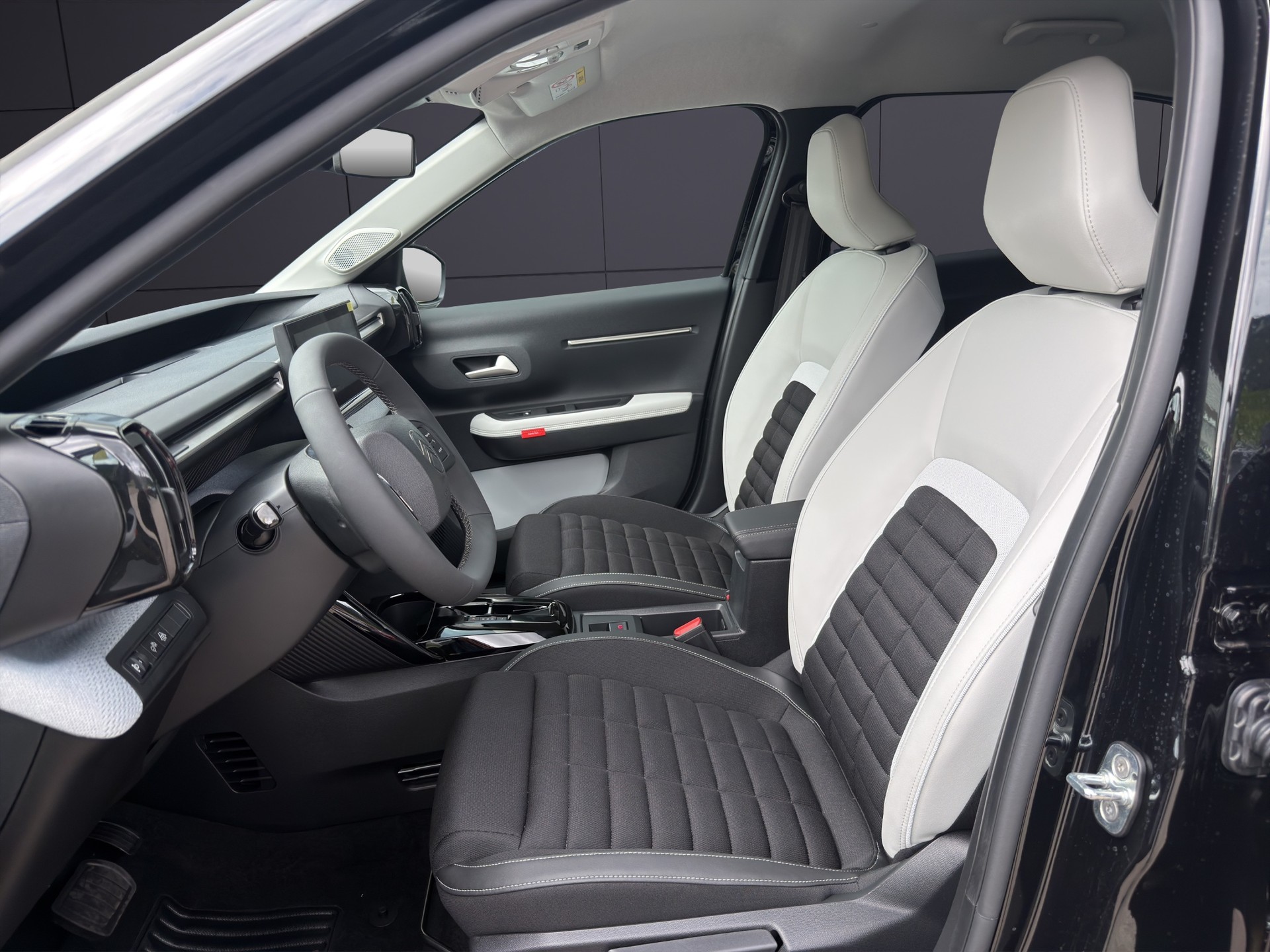 CITROEN C3 Aircross 1.2 MHEV Business-image-5