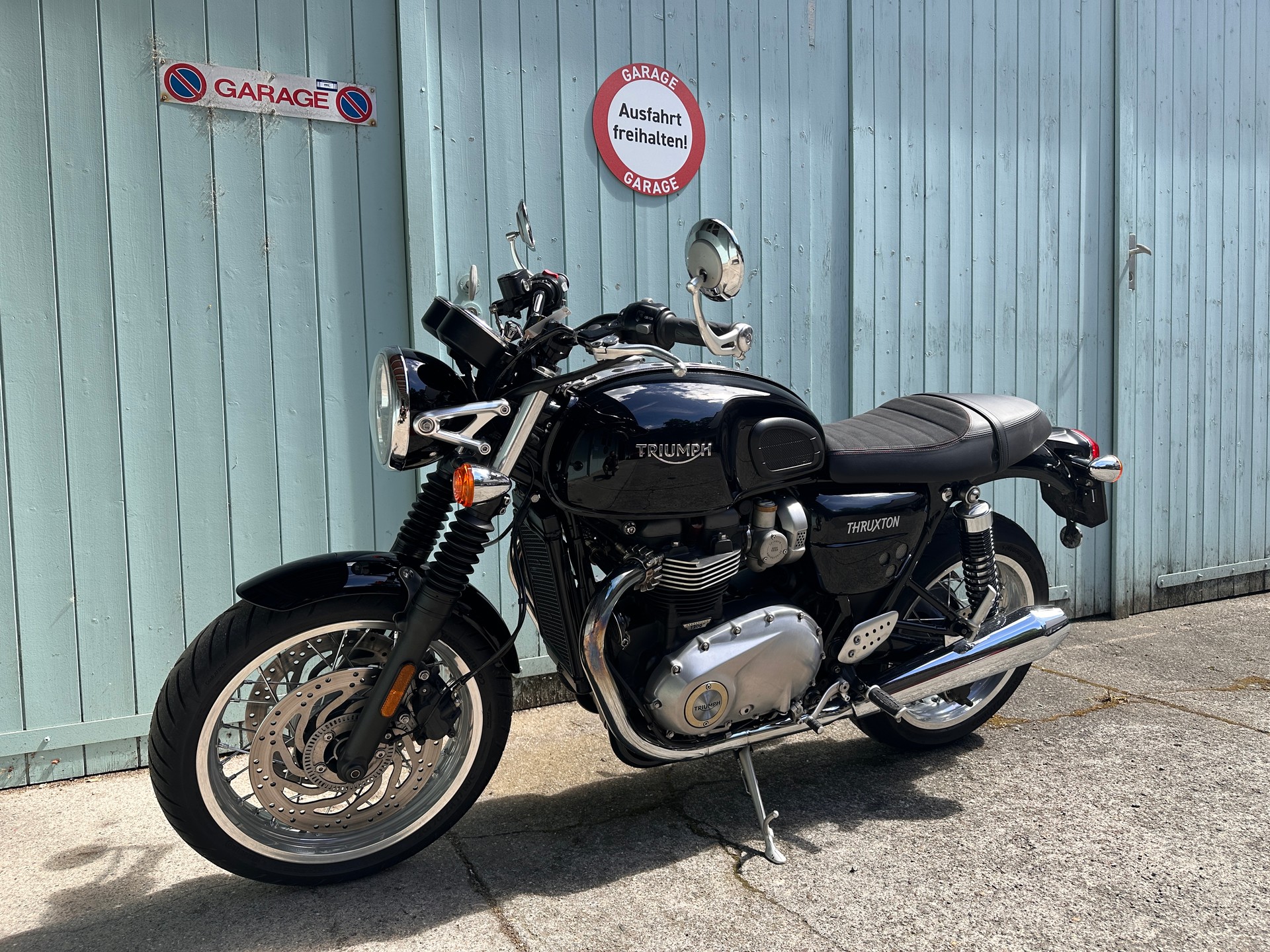 TRIUMPH Thruxton 1200 i ABS-image-1
