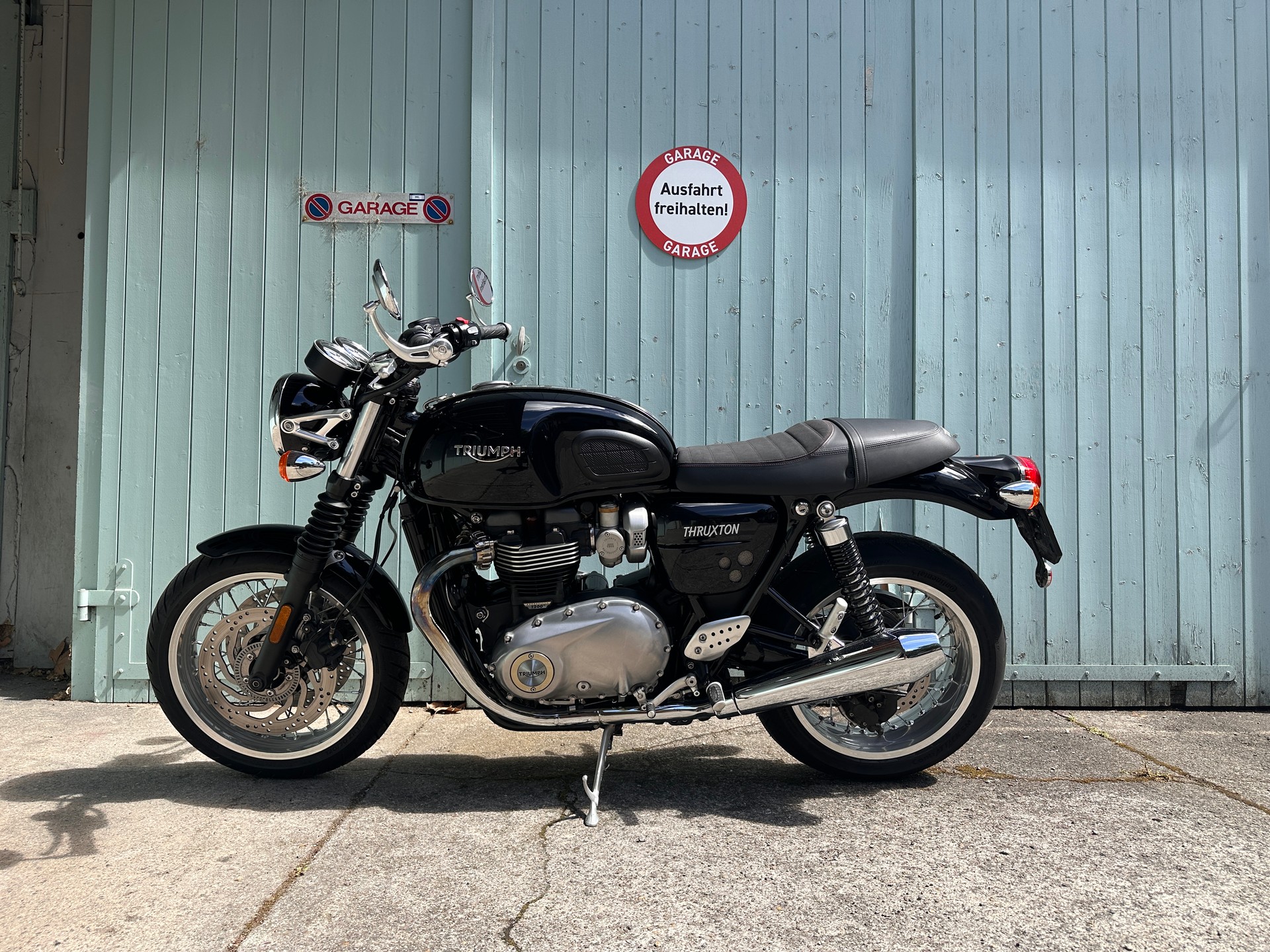 TRIUMPH Thruxton 1200 i ABS-image-0