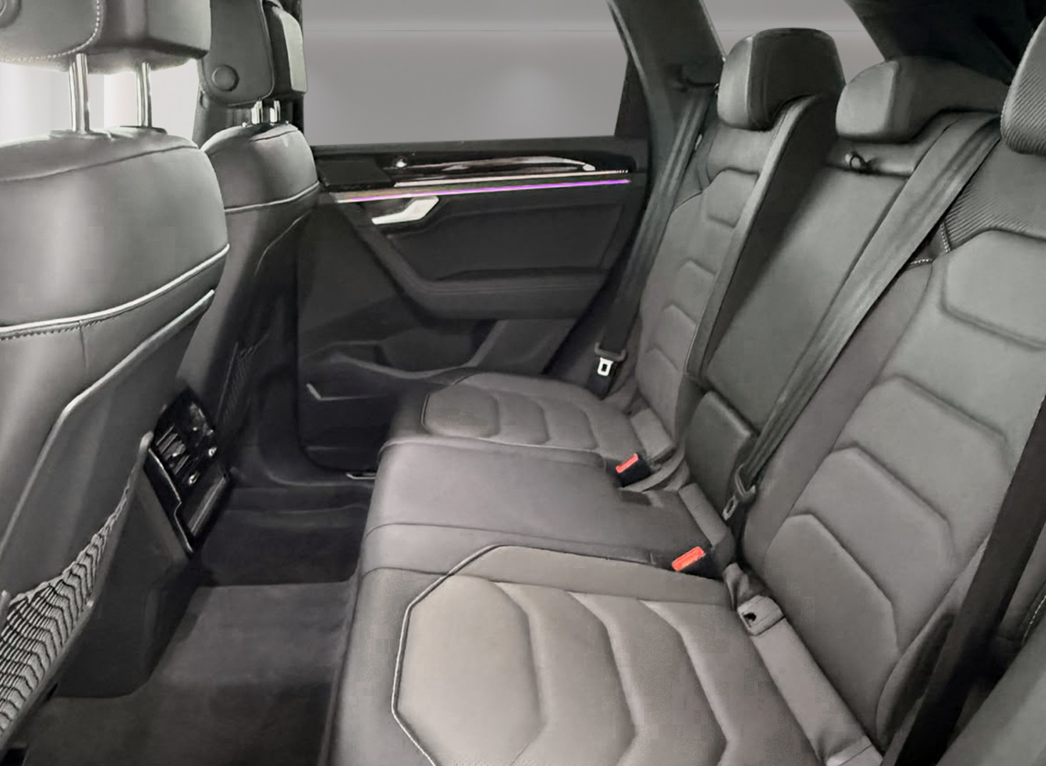 VW Touareg 3.0 TDI R-Line Tiptronic Vollausstattung! Garantie!-image-14