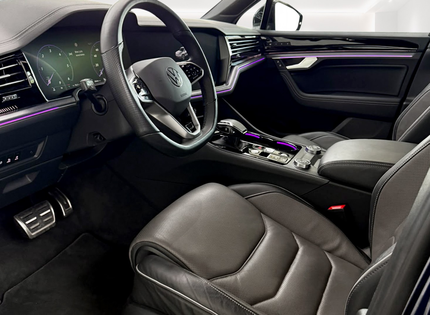 VW Touareg 3.0 TDI R-Line Tiptronic Vollausstattung! Garantie!-image-10