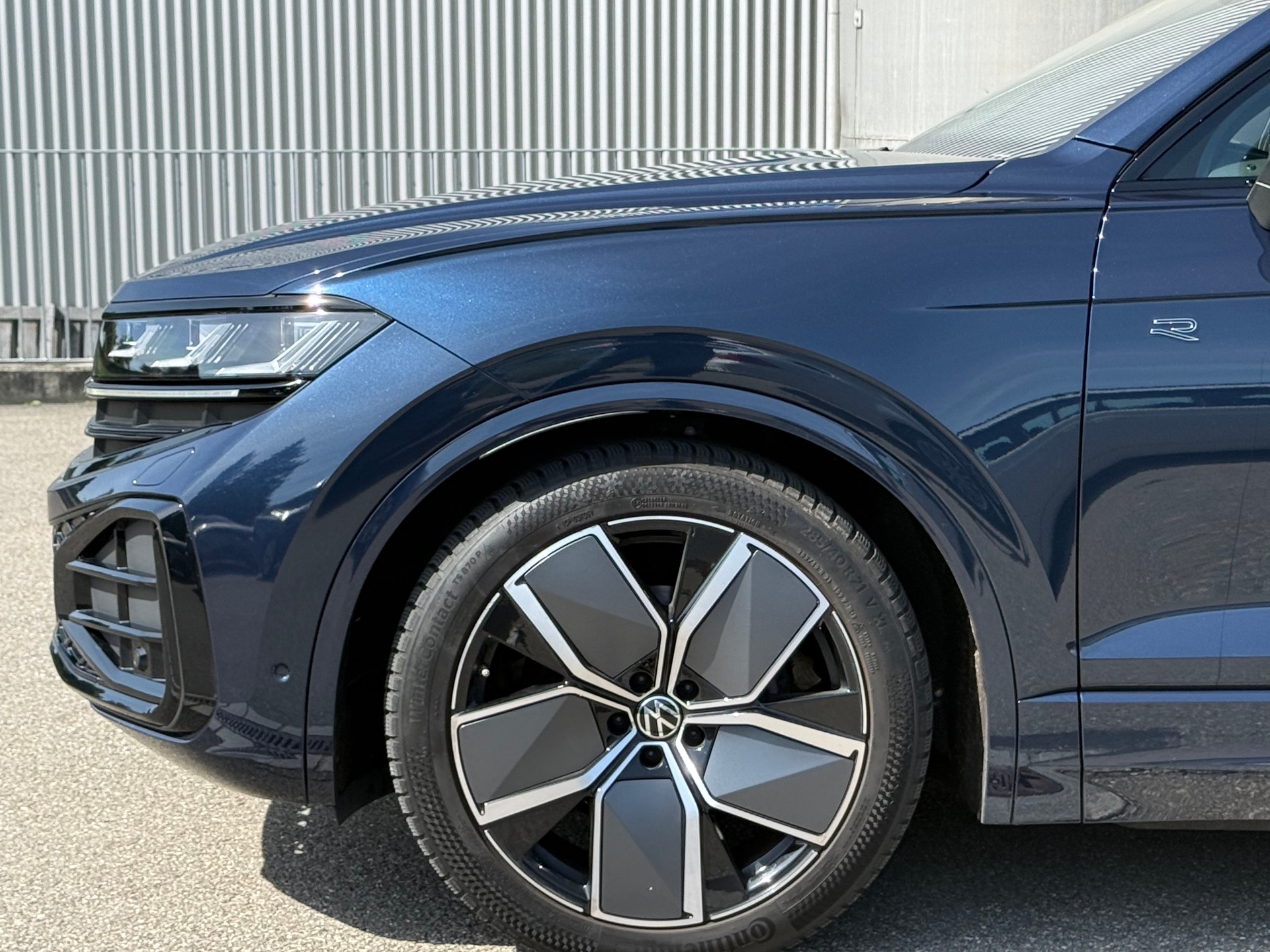 VW Touareg 3.0 TDI R-Line Tiptronic Vollausstattung! Garantie!-image-8