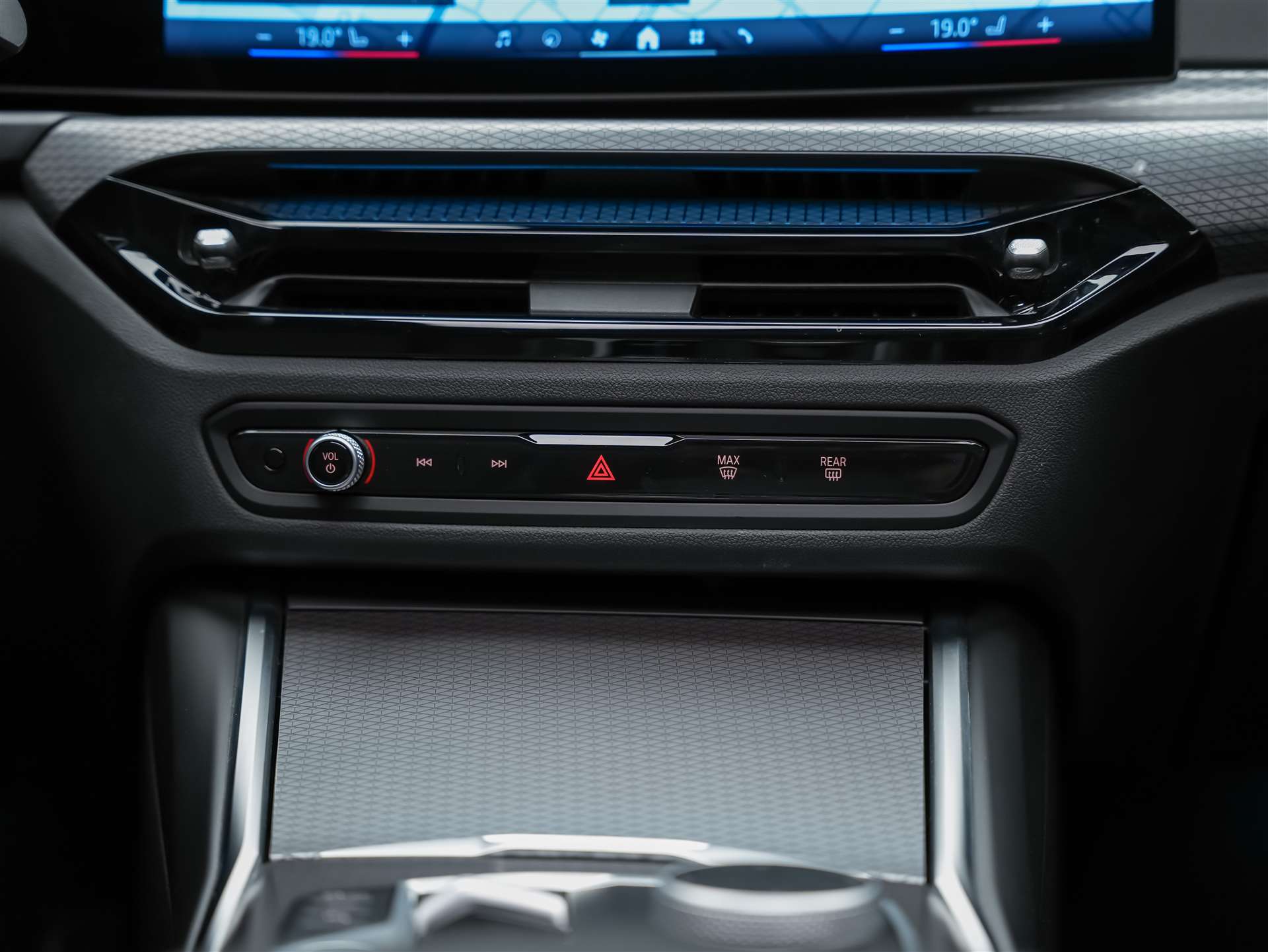 BMW 320d xDrive Steptronic M Sport Pro *Facelift*Standheizung*Panorama*-image-23