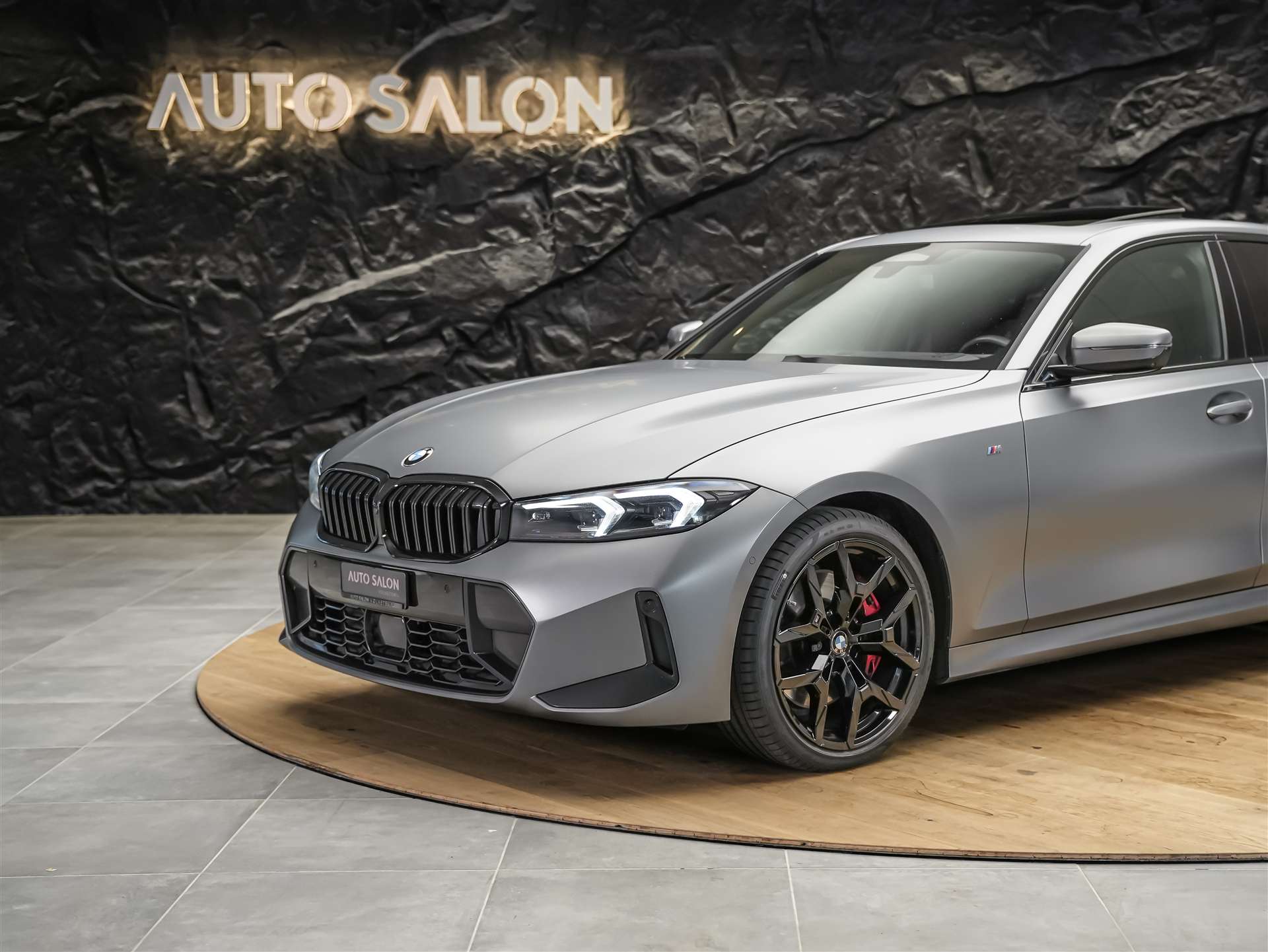 BMW 320d xDrive Steptronic M Sport Pro *Facelift*Standheizung*Panorama*-image-15