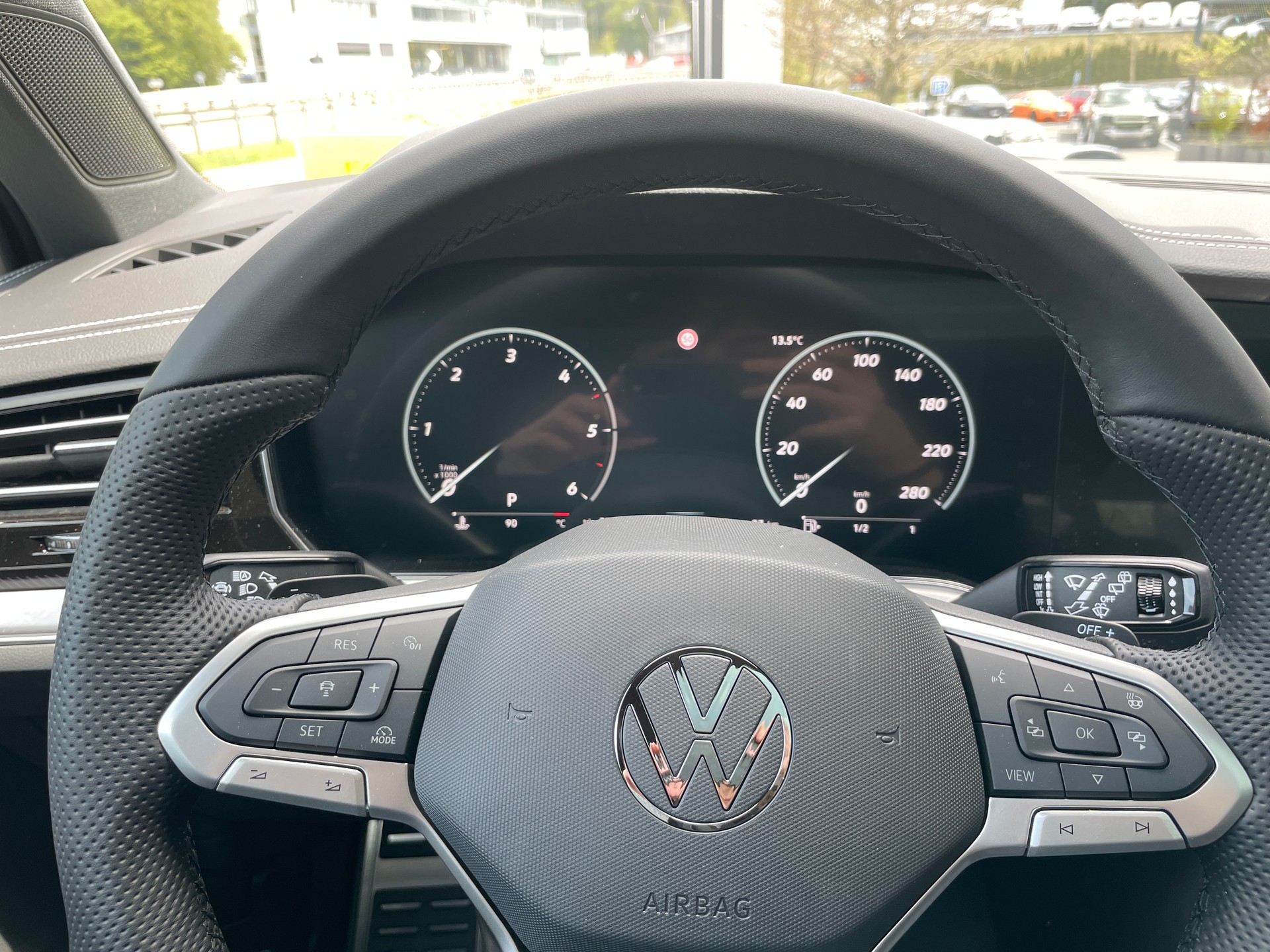 VW Touareg 3.0 TDI R-Line Final Edition Tiptronic, VOLLAUSSTATTUNG-image-29