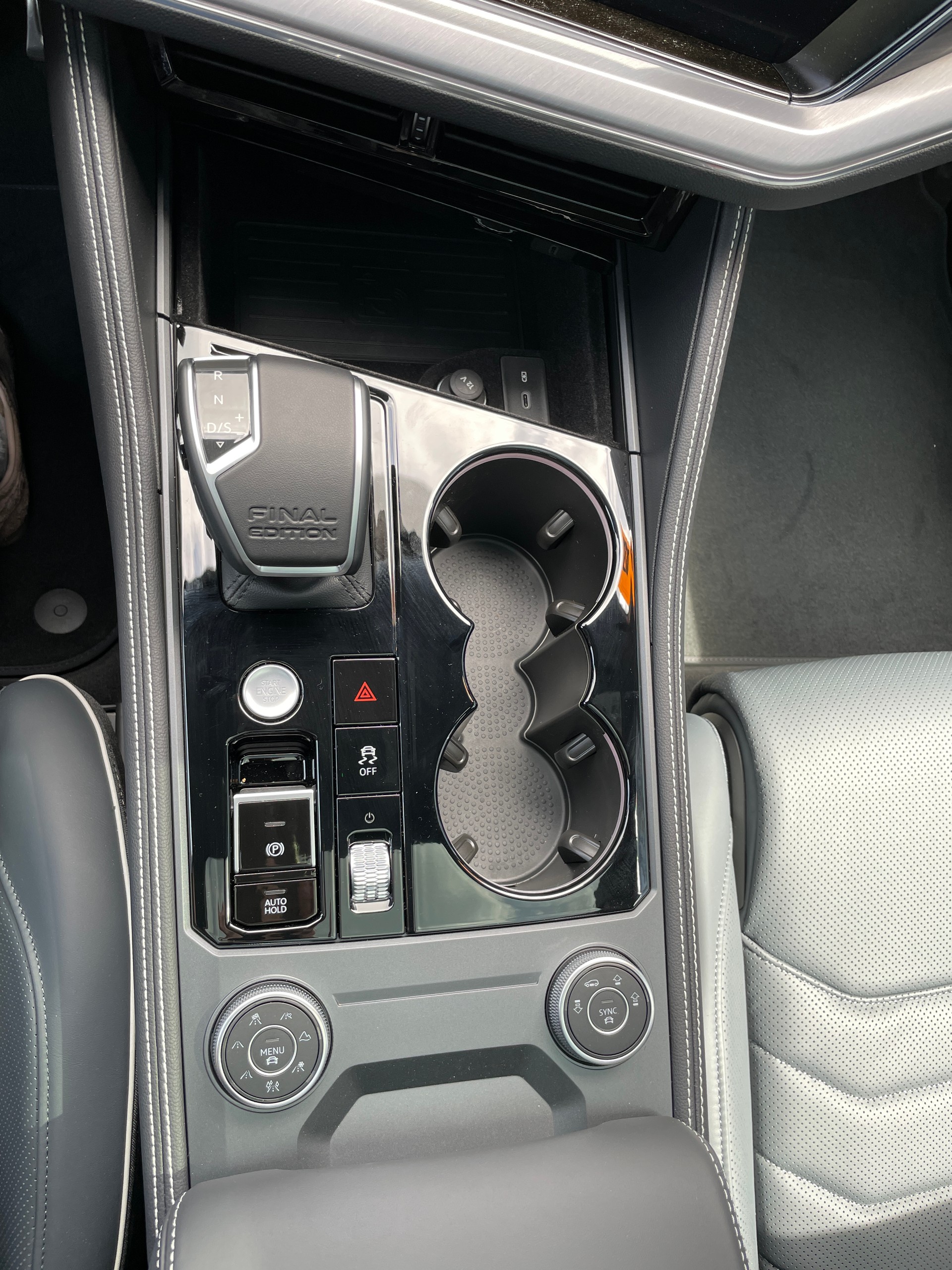 VW Touareg 3.0 TDI R-Line Final Edition Tiptronic, VOLLAUSSTATTUNG-image-30