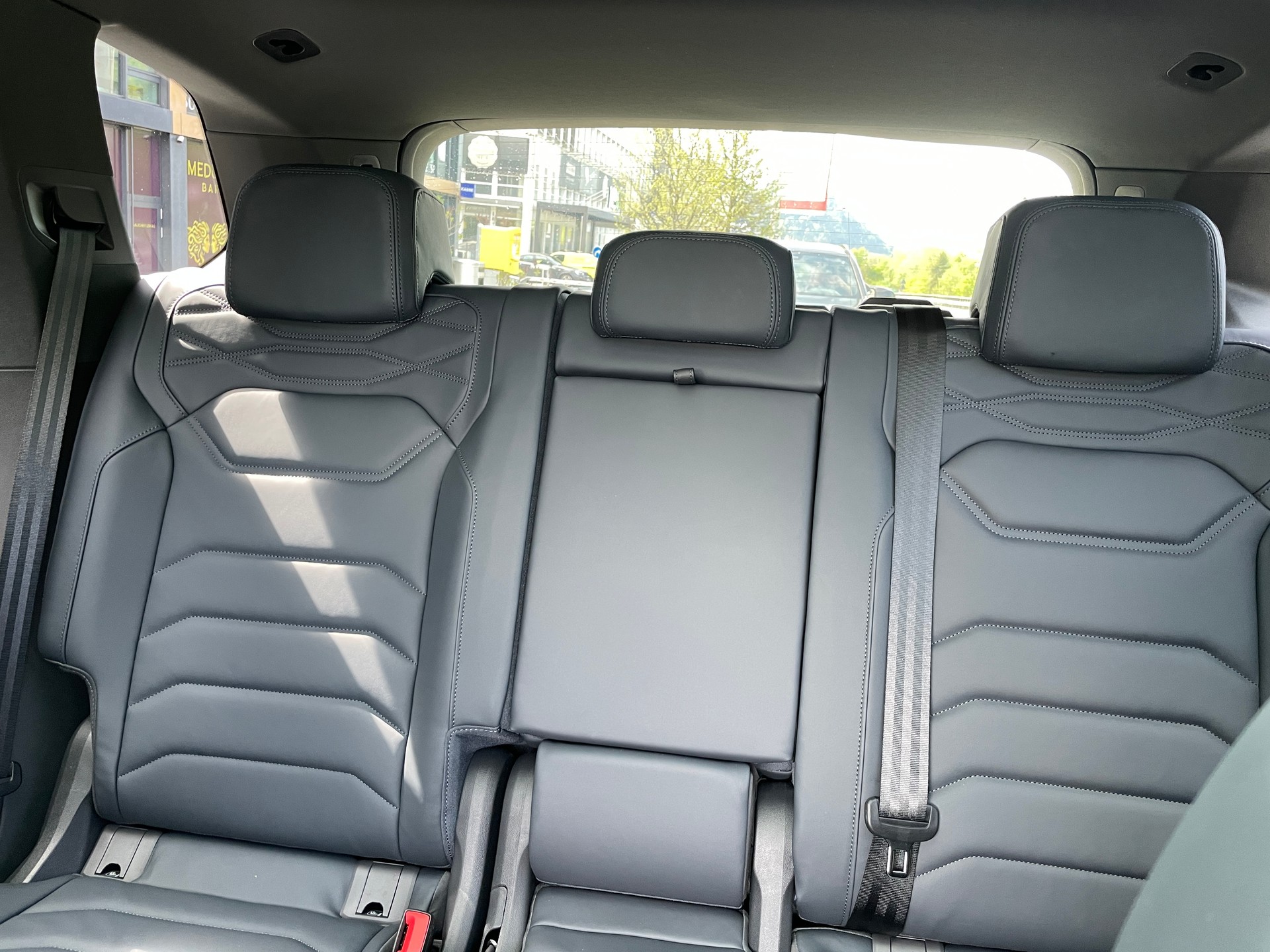 VW Touareg 3.0 TDI R-Line Final Edition Tiptronic, VOLLAUSSTATTUNG-image-27