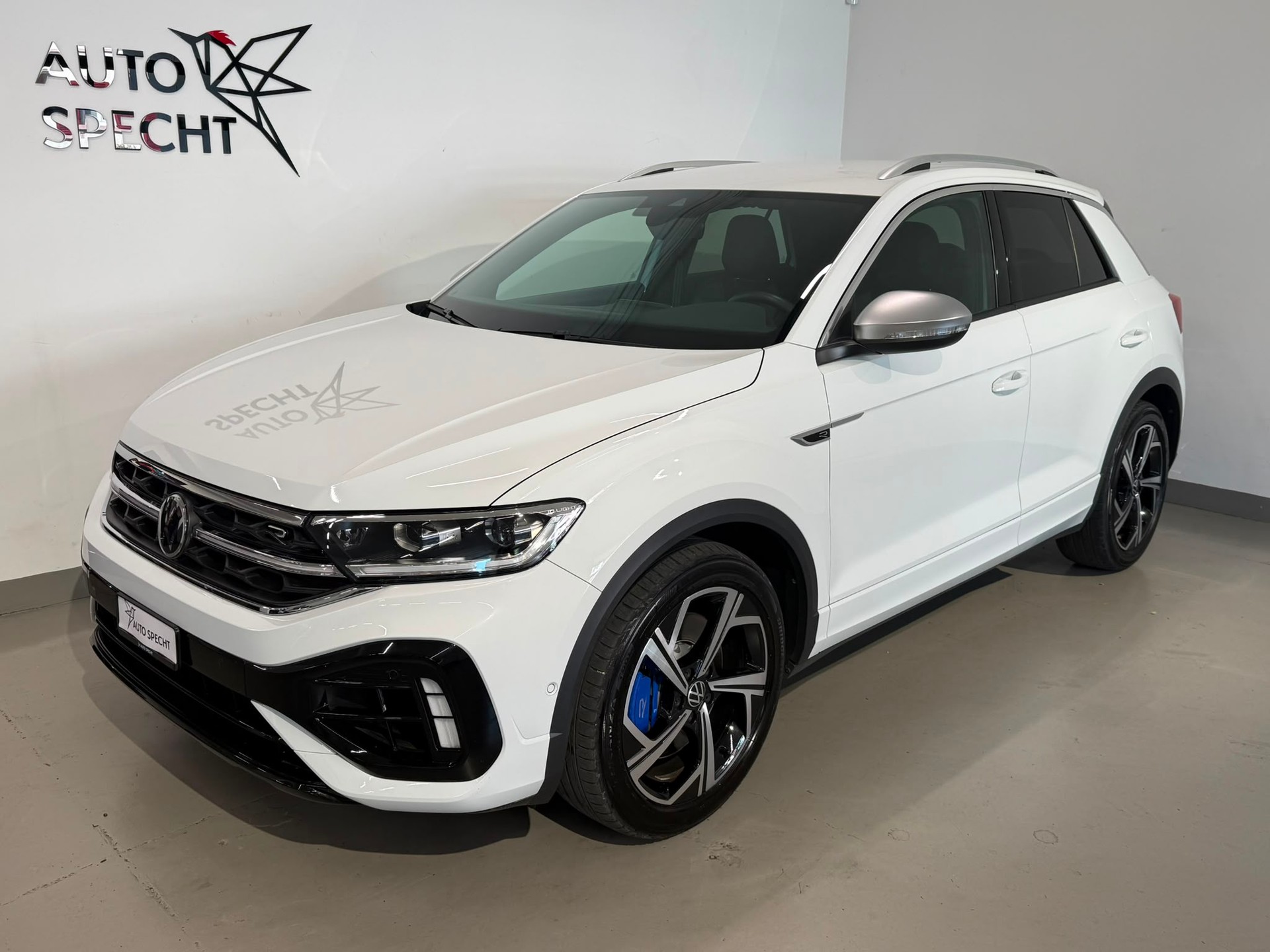 VW T-Roc 2.0 TSI R DSG 4Motion-showroom-element-1