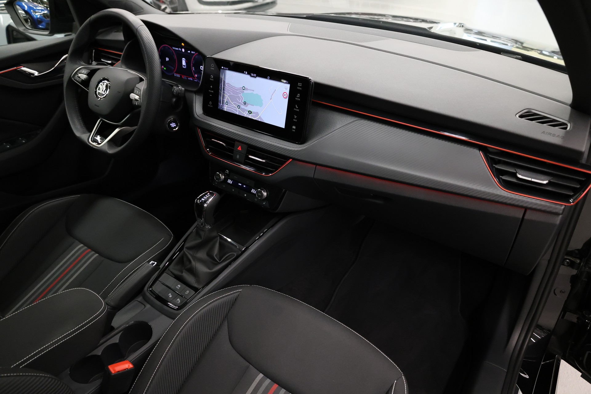 SKODA Kamiq 1.5 TSI Monte Carlo DSG-image-17