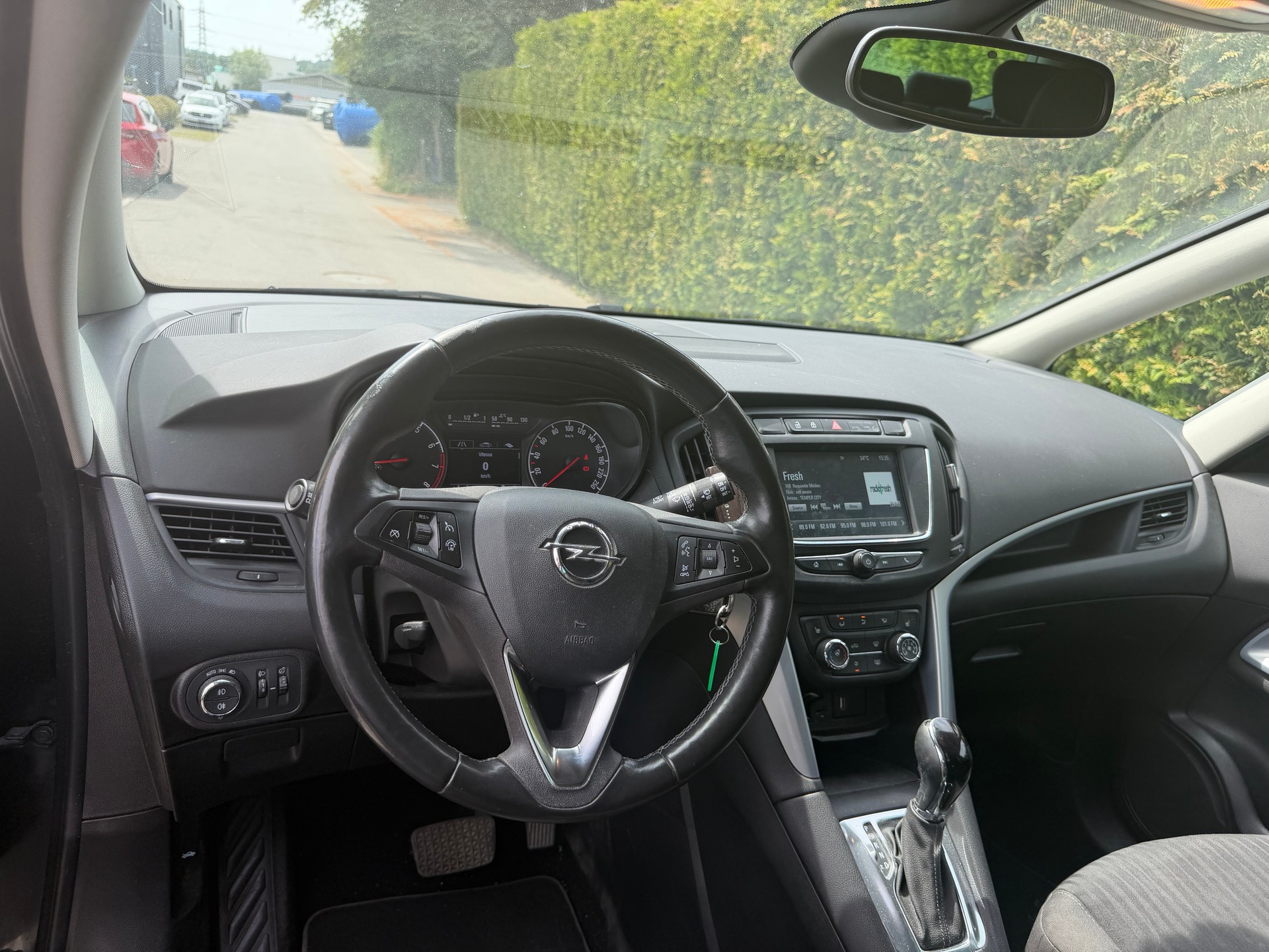 OPEL Zafira 1.4i 16V Turbo Enjoy Automatic-image-8