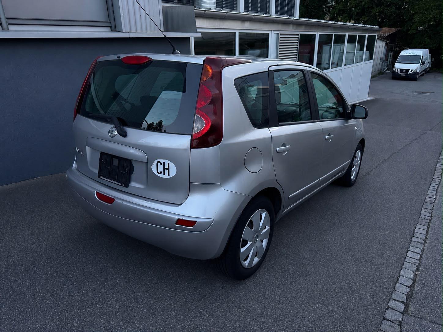 NISSAN Note 1.6 acenta Automatic-showroom-element-3