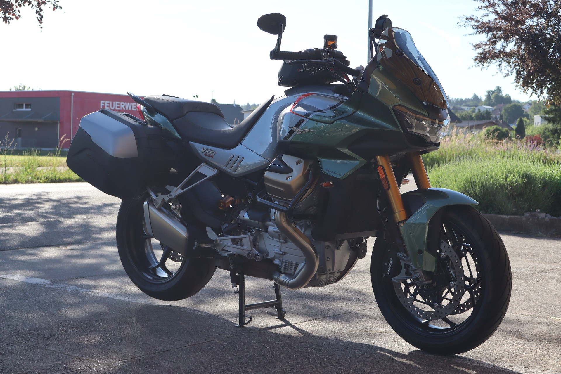 MOTO GUZZI V100 Mandello S-image-1
