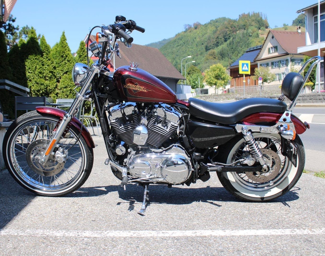 HARLEY-DAVIDSON XL 1200 V Seventy Two-image-9