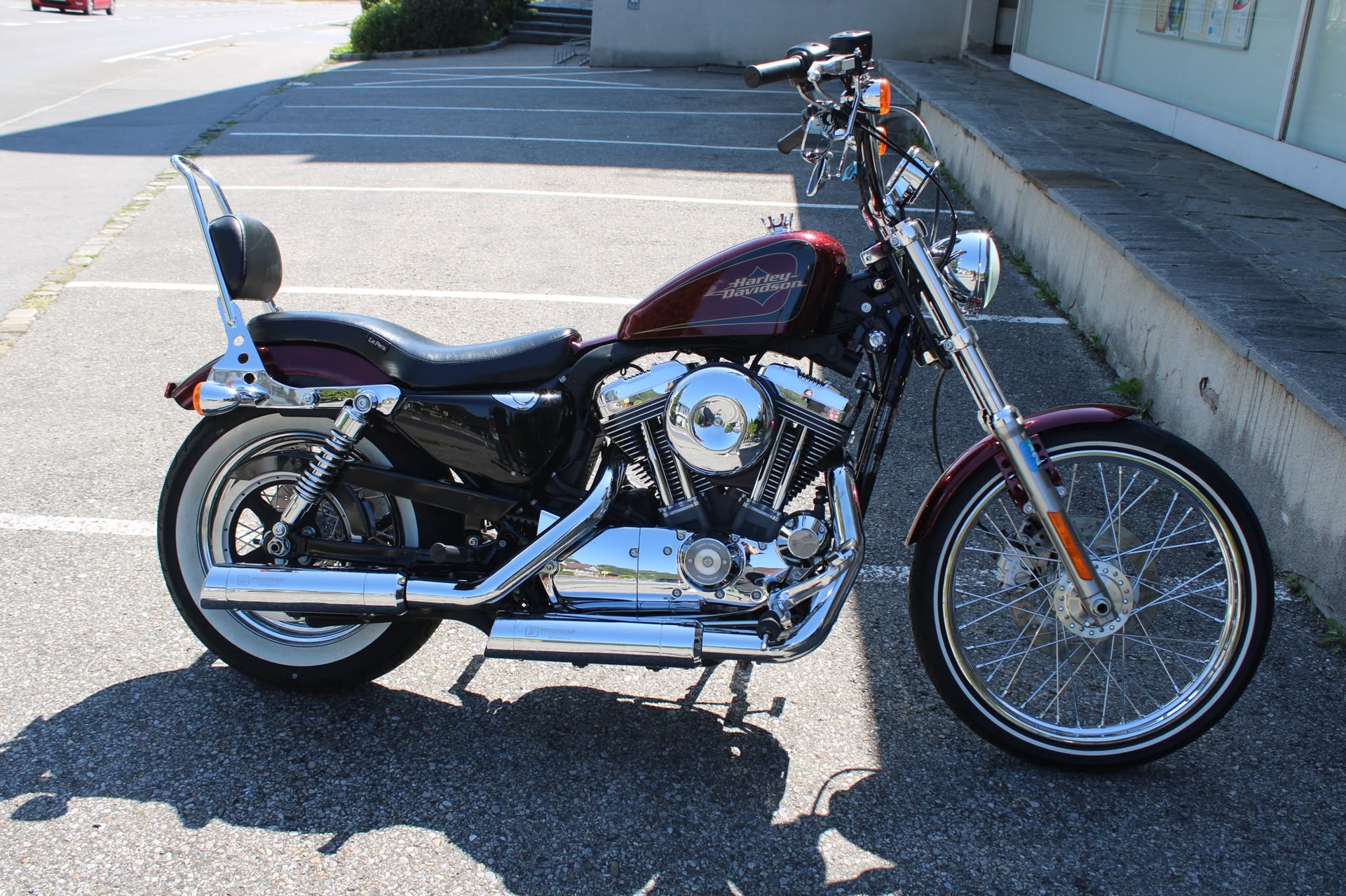 HARLEY-DAVIDSON XL 1200 V Seventy Two-image-1