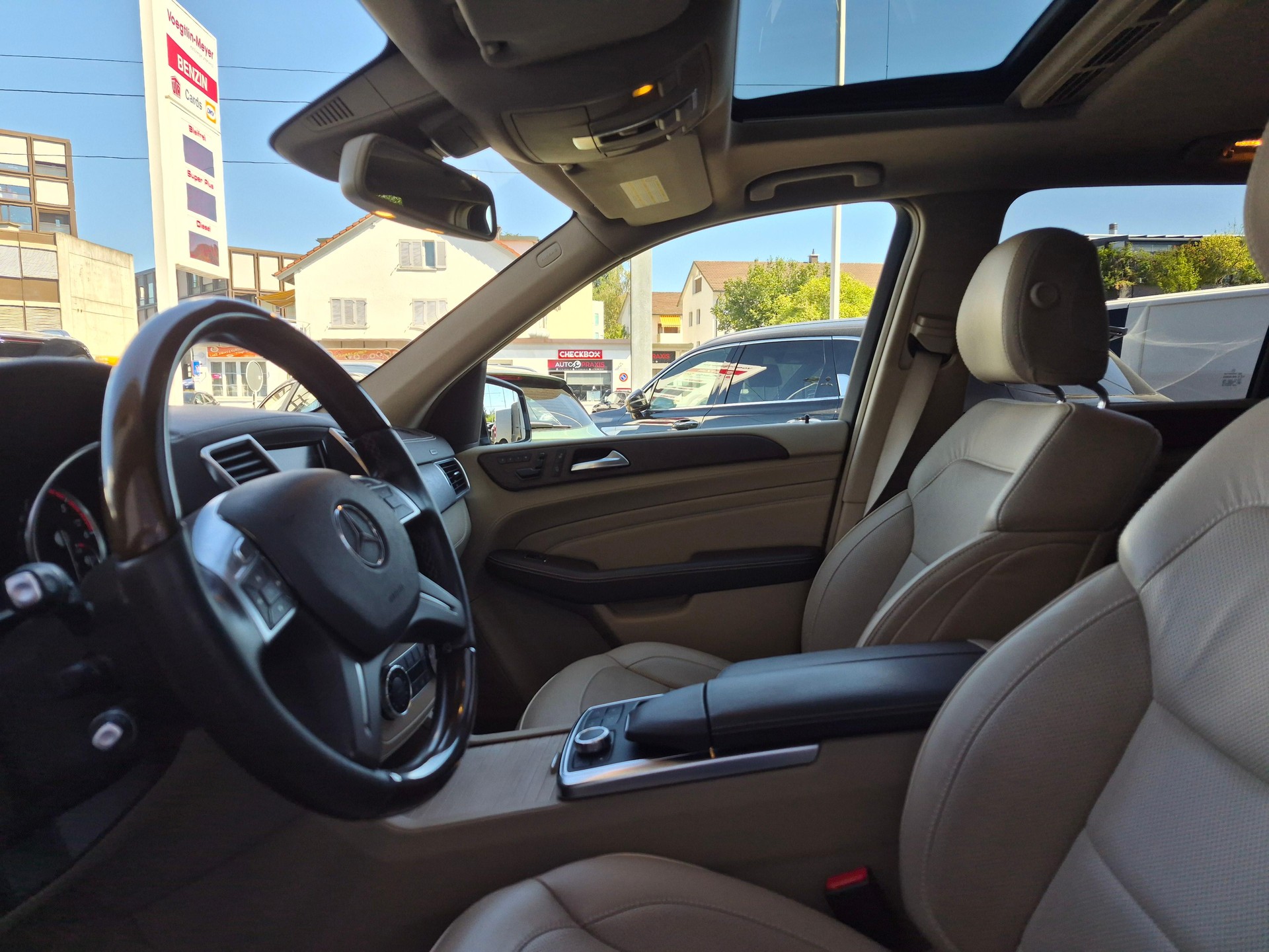 MERCEDES-BENZ ML 350 CDI BlueTec-image-15