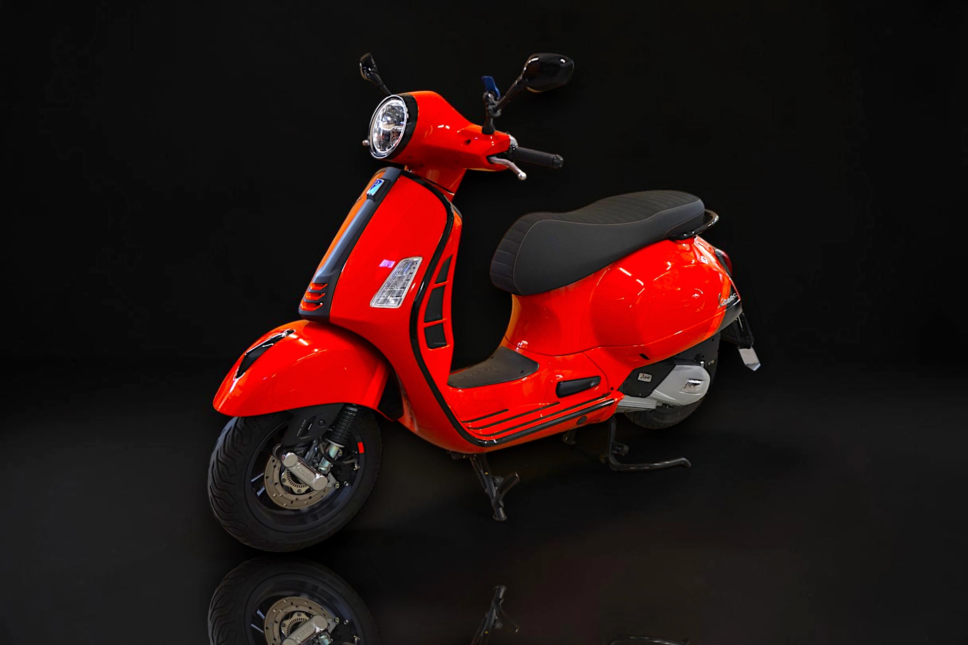 PIAGGIO Vespa GTS 125 Super Sport ABS-image-4