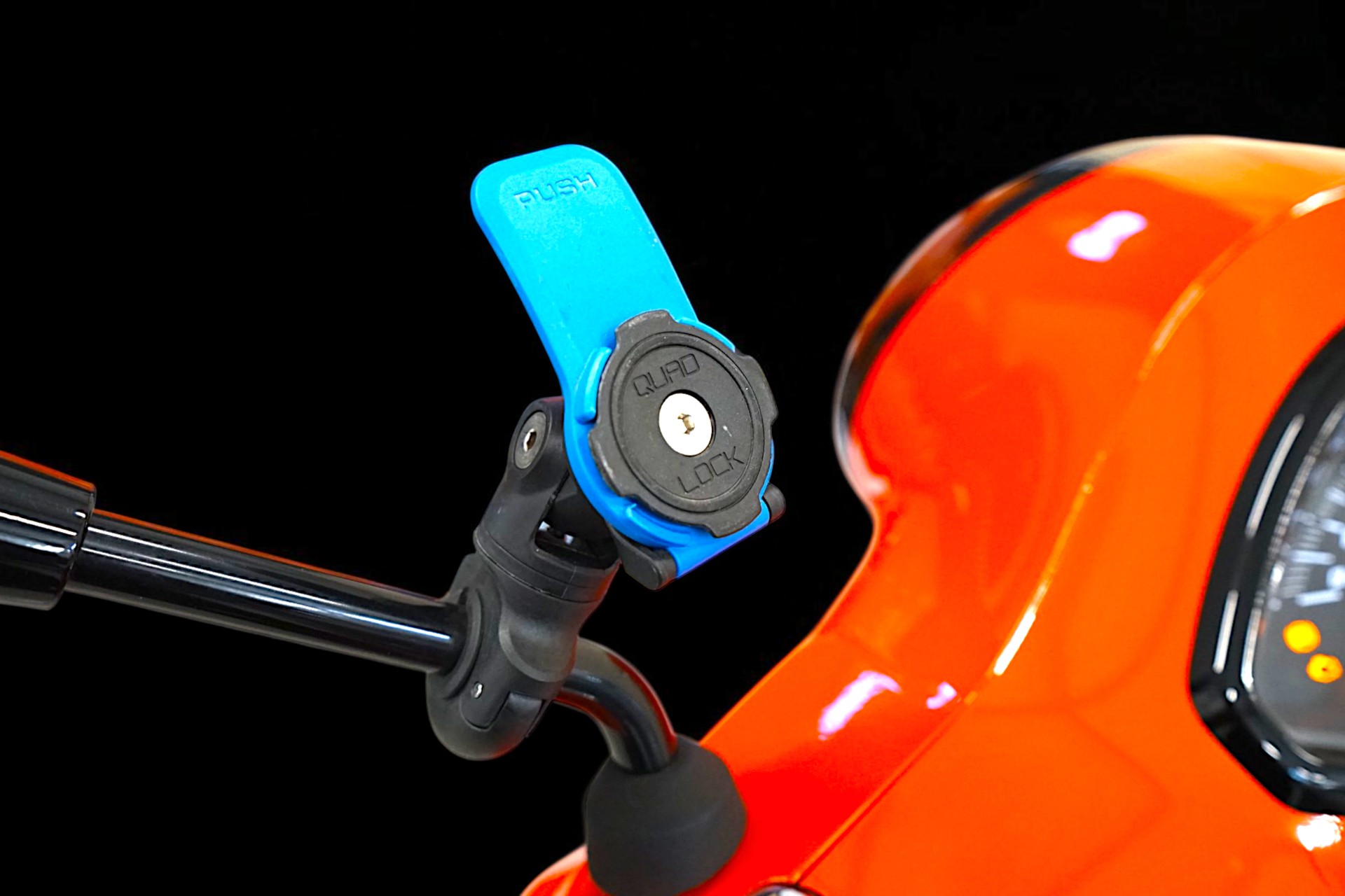 PIAGGIO Vespa GTS 125 Super Sport ABS-image-10