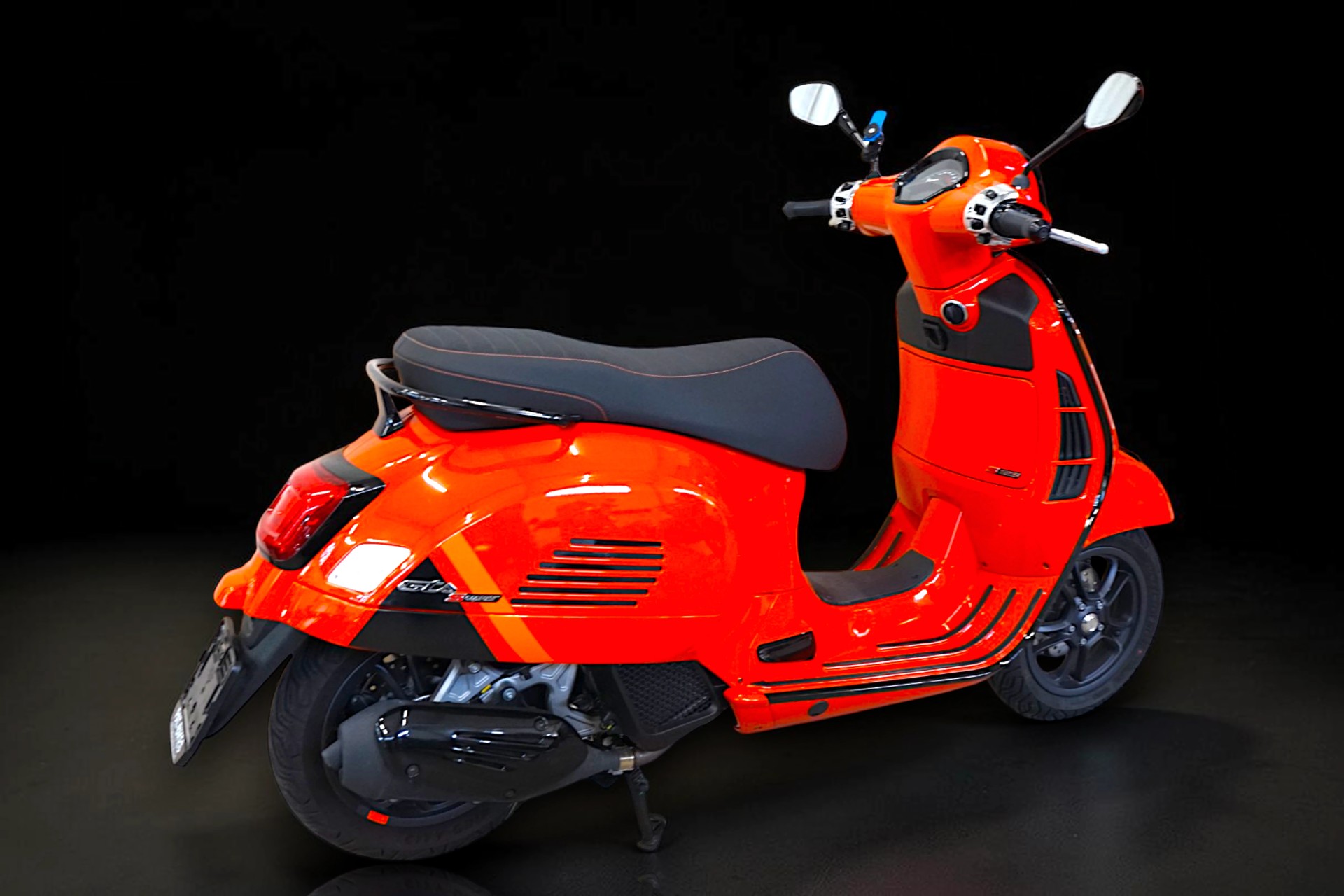 PIAGGIO Vespa GTS 125 Super Sport ABS-image-3