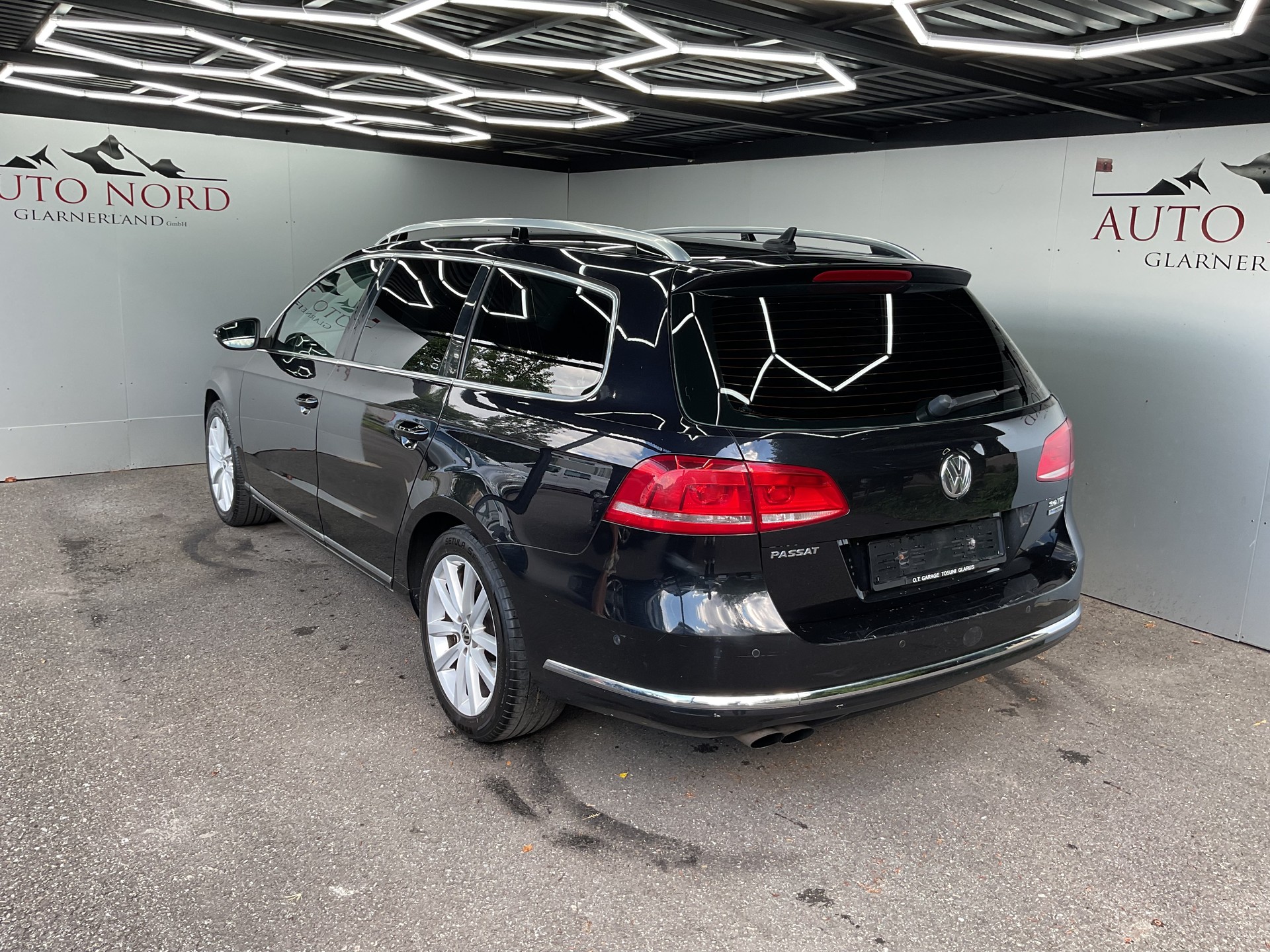 VW Passat Variant 2.0 TDI BMT Highline DSG-showroom-element-3