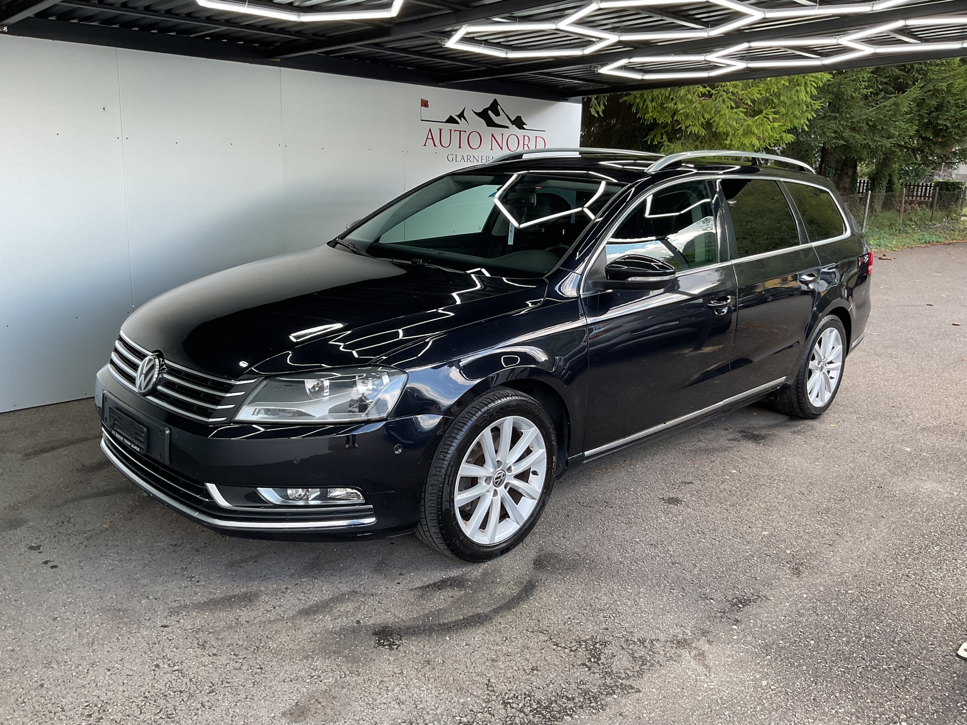 VW Passat Variant 2.0 TDI BMT Highline DSG-showroom-element-2