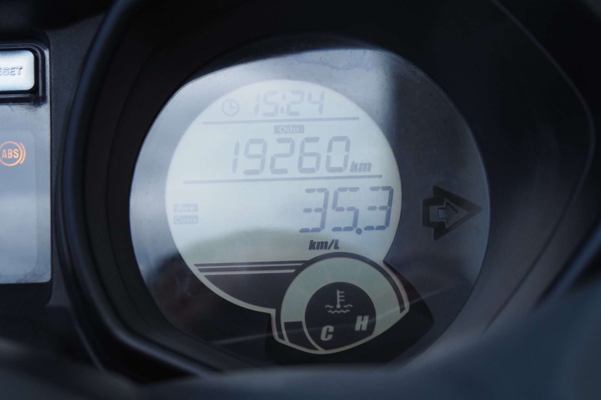 YAMAHA YP125RA-image-6