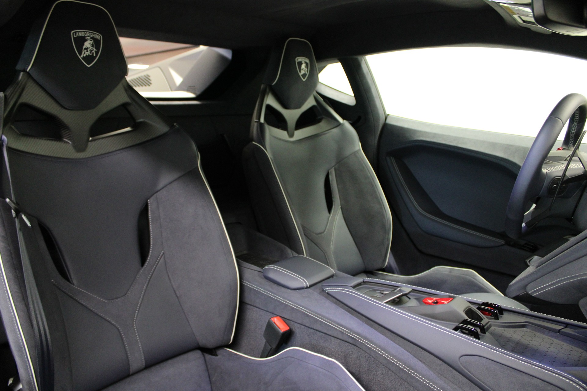 LAMBORGHINI Temerario HPEV-image-6