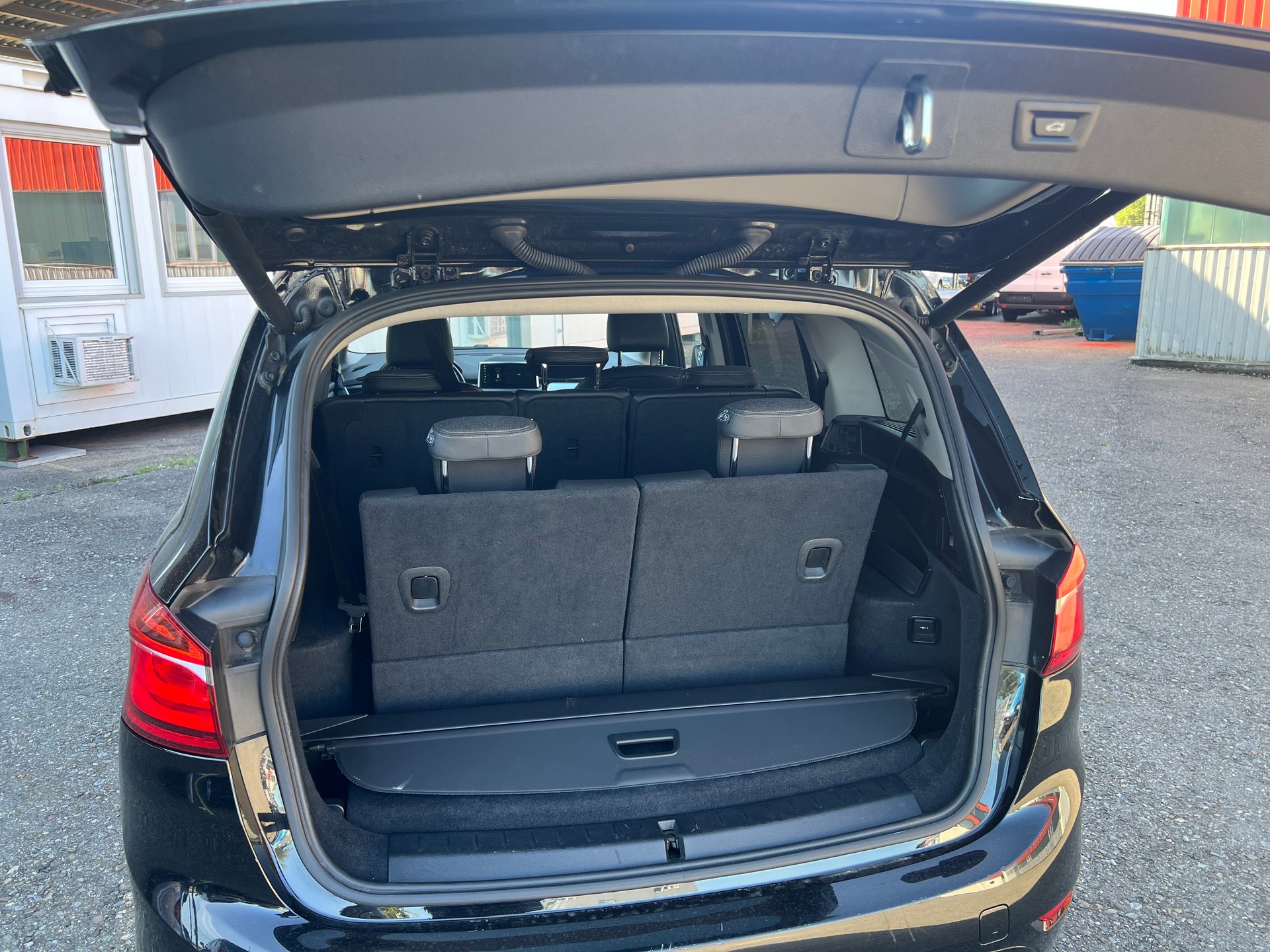 BMW 218d xDrive Gran Tourer Steptronic Luxury Line 7 PLÄTZE-image-11