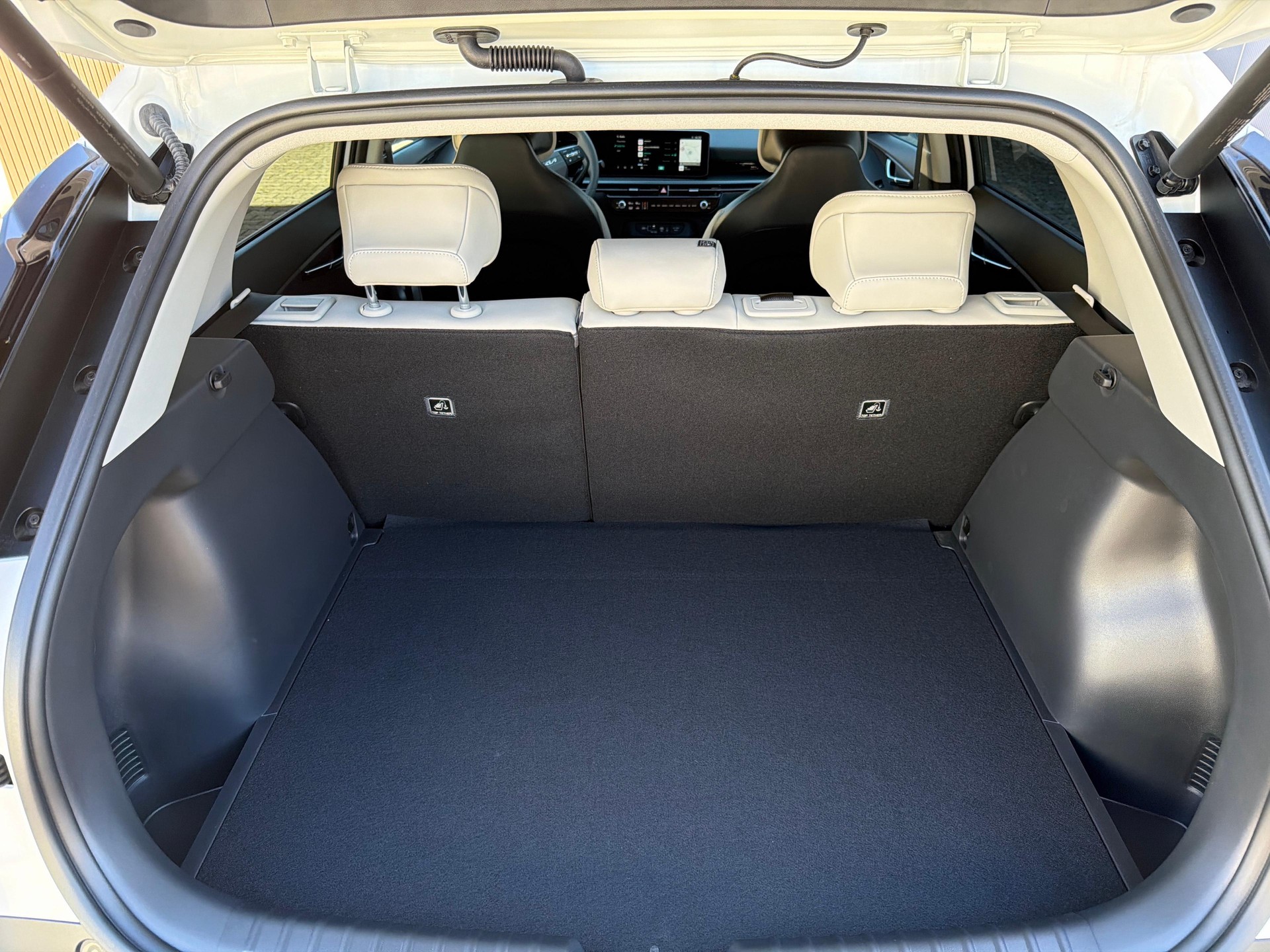 KIA Niro 1.6 GDi Hybrid Style-image-11