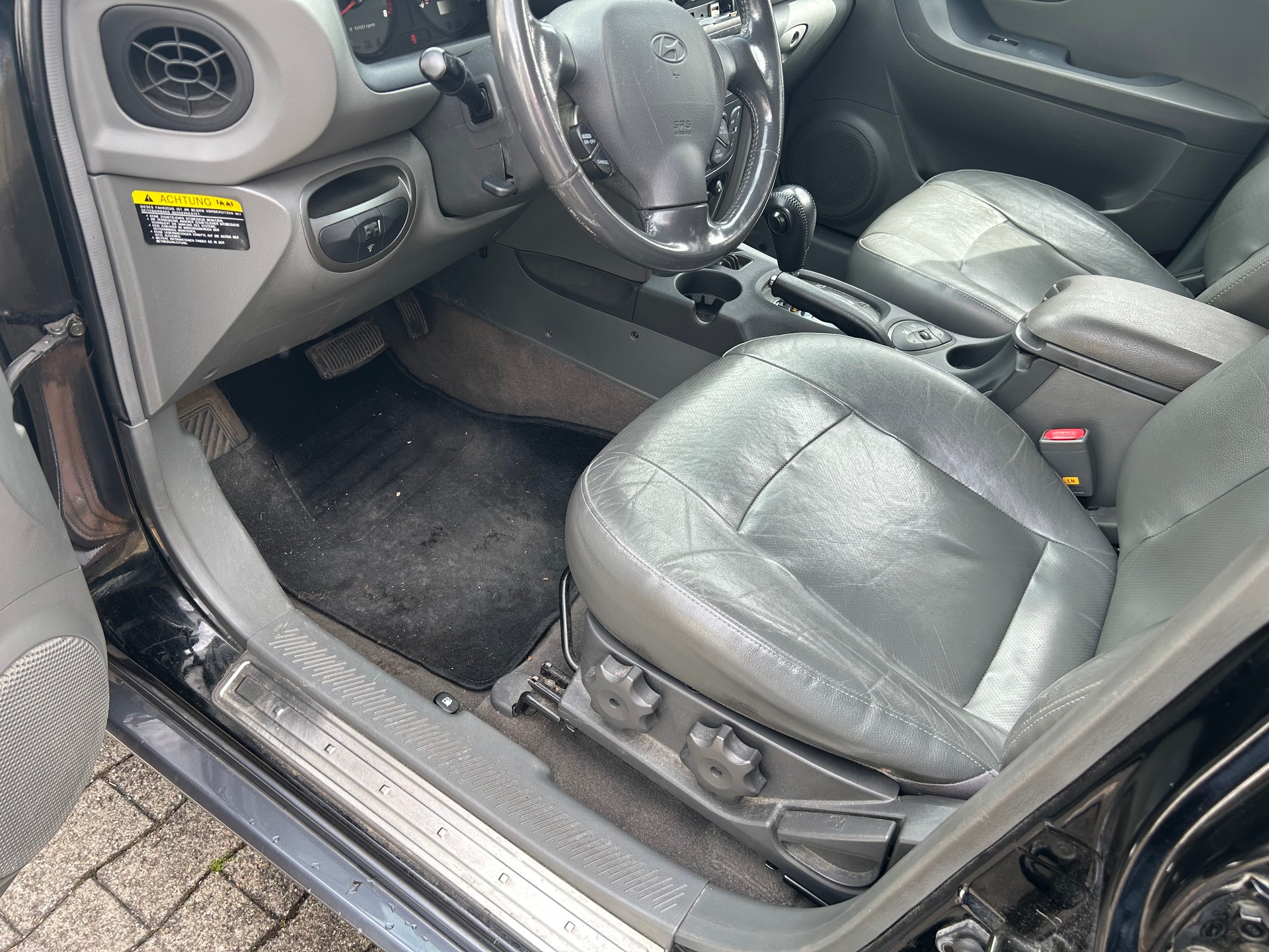 HYUNDAI Santa Fe 2.7 V6 GLS-image-12