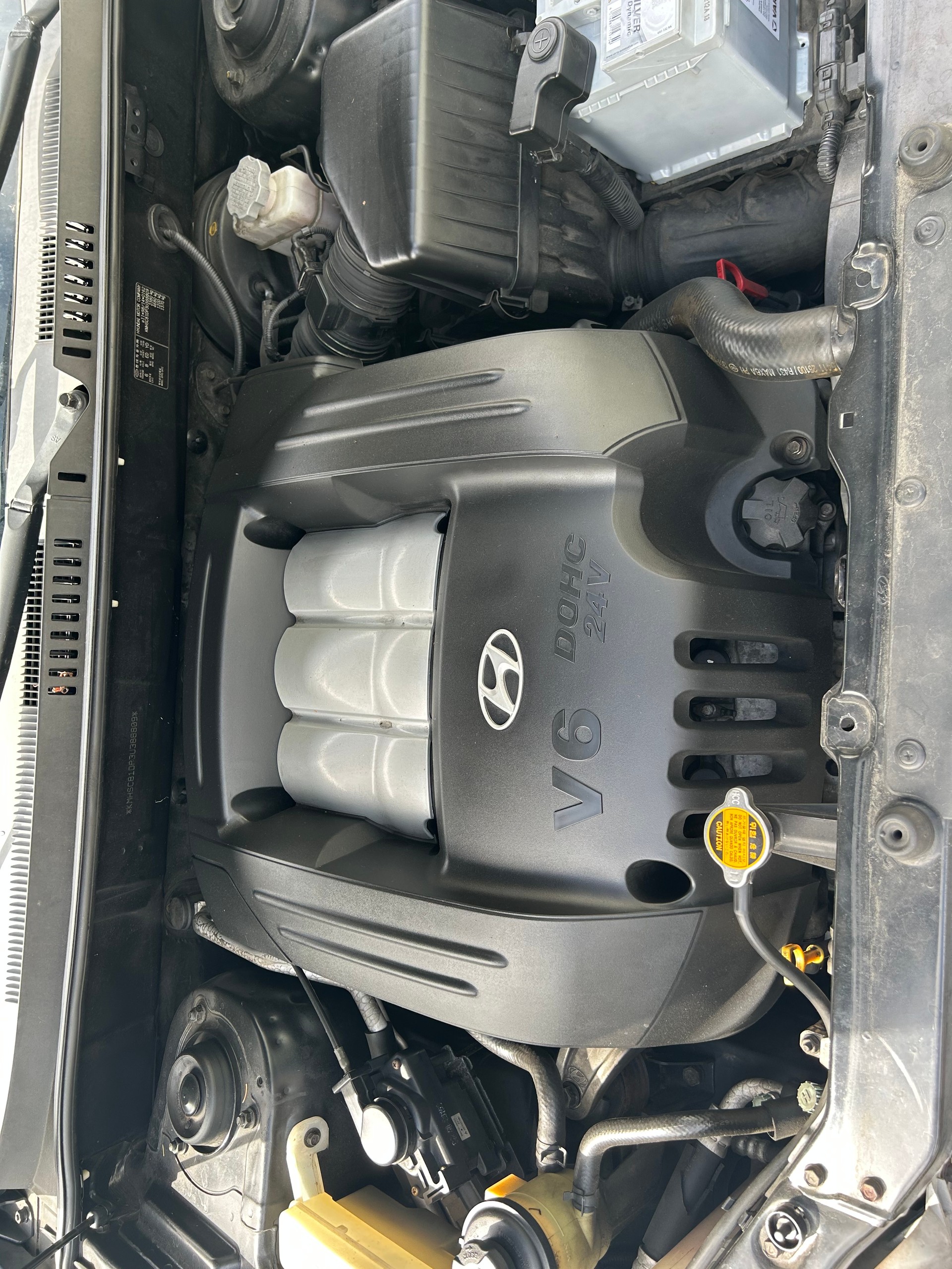 HYUNDAI Santa Fe 2.7 V6 GLS-image-15