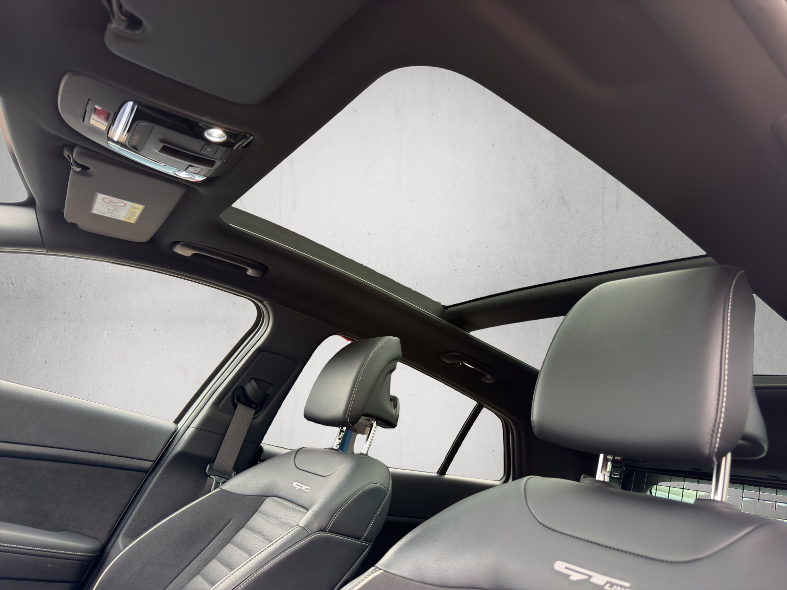 KIA Sportage 1.6 T-GDi Hybrid GT-Line-image-15