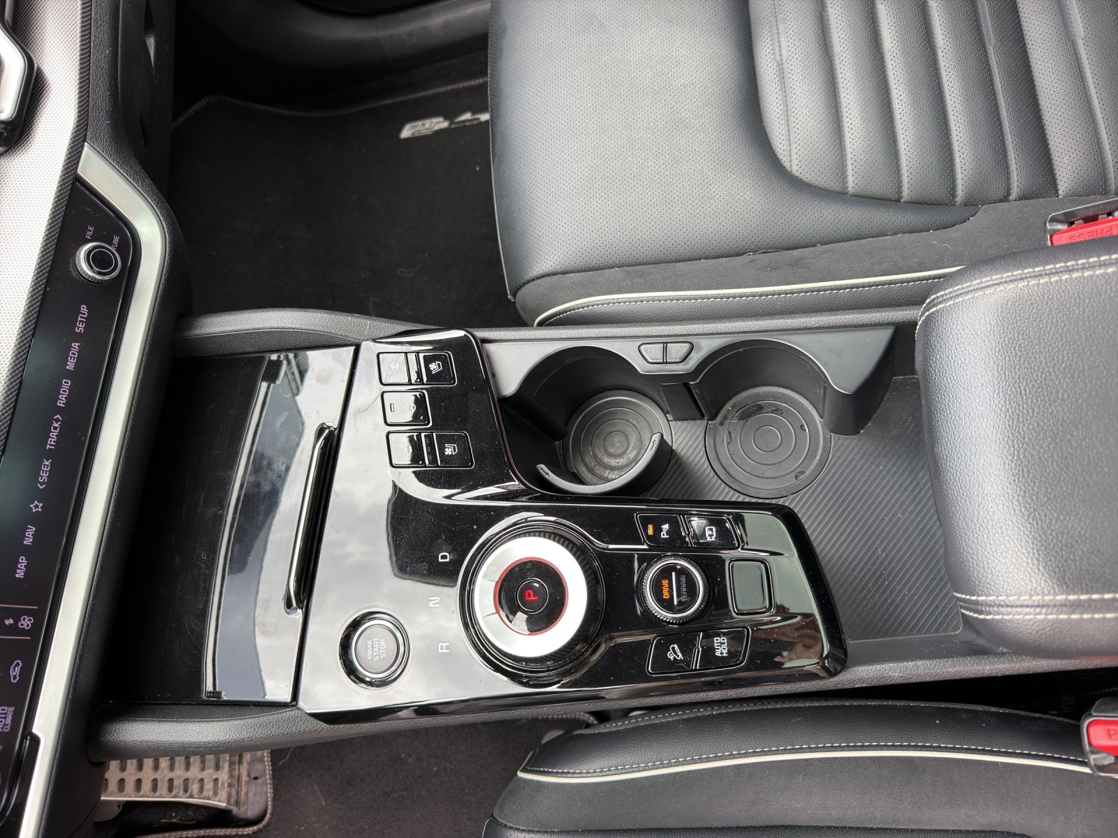 KIA Sportage 1.6 T-GDi Hybrid GT-Line-image-10