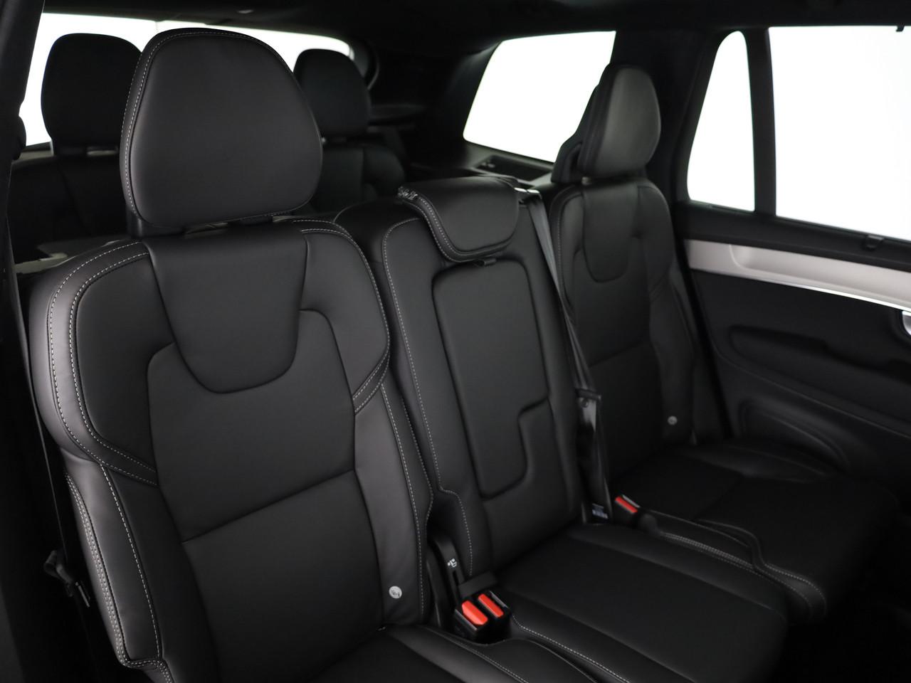 VOLVO XC90 2.0 T8 TE Black Edition eAWD-image-10