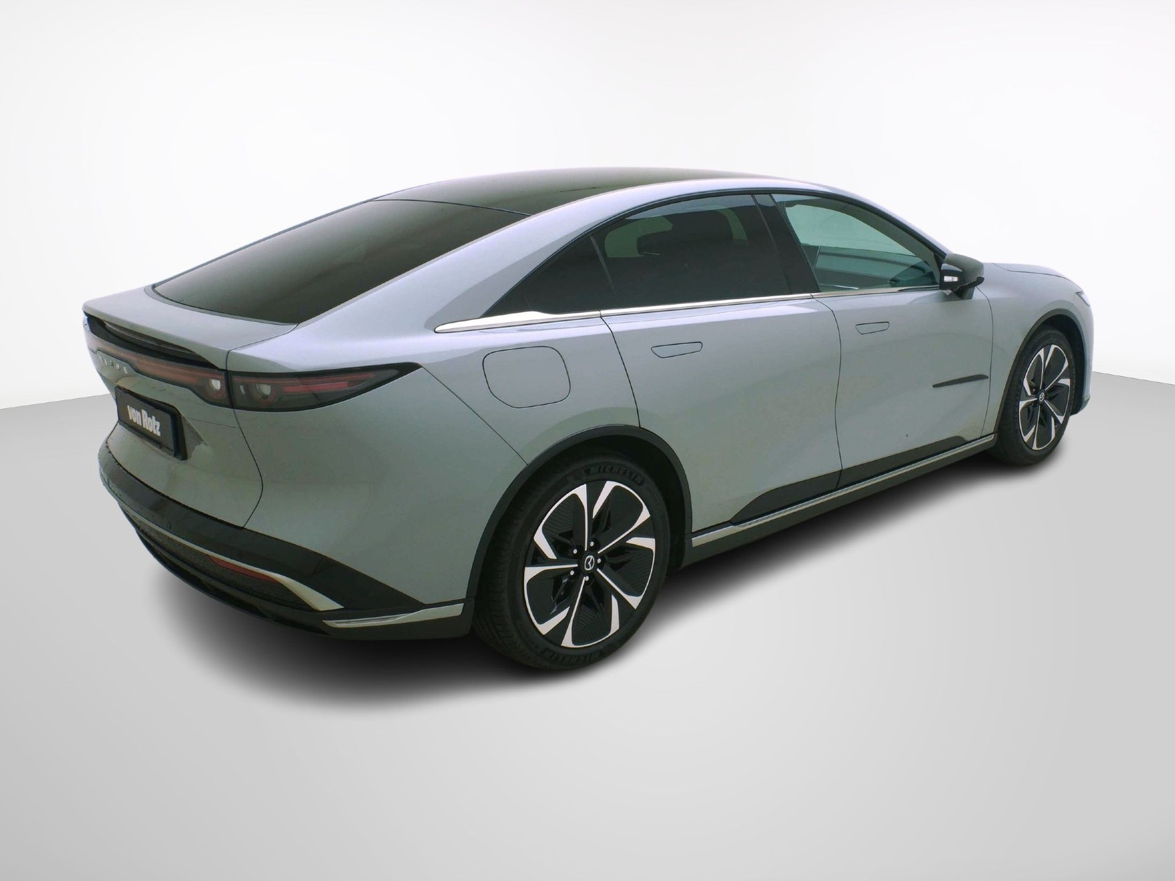 MAZDA 6e Takumi ⚡Schnellladezeit 10-80% in nur 24 Minuten⚡-showroom-element-3