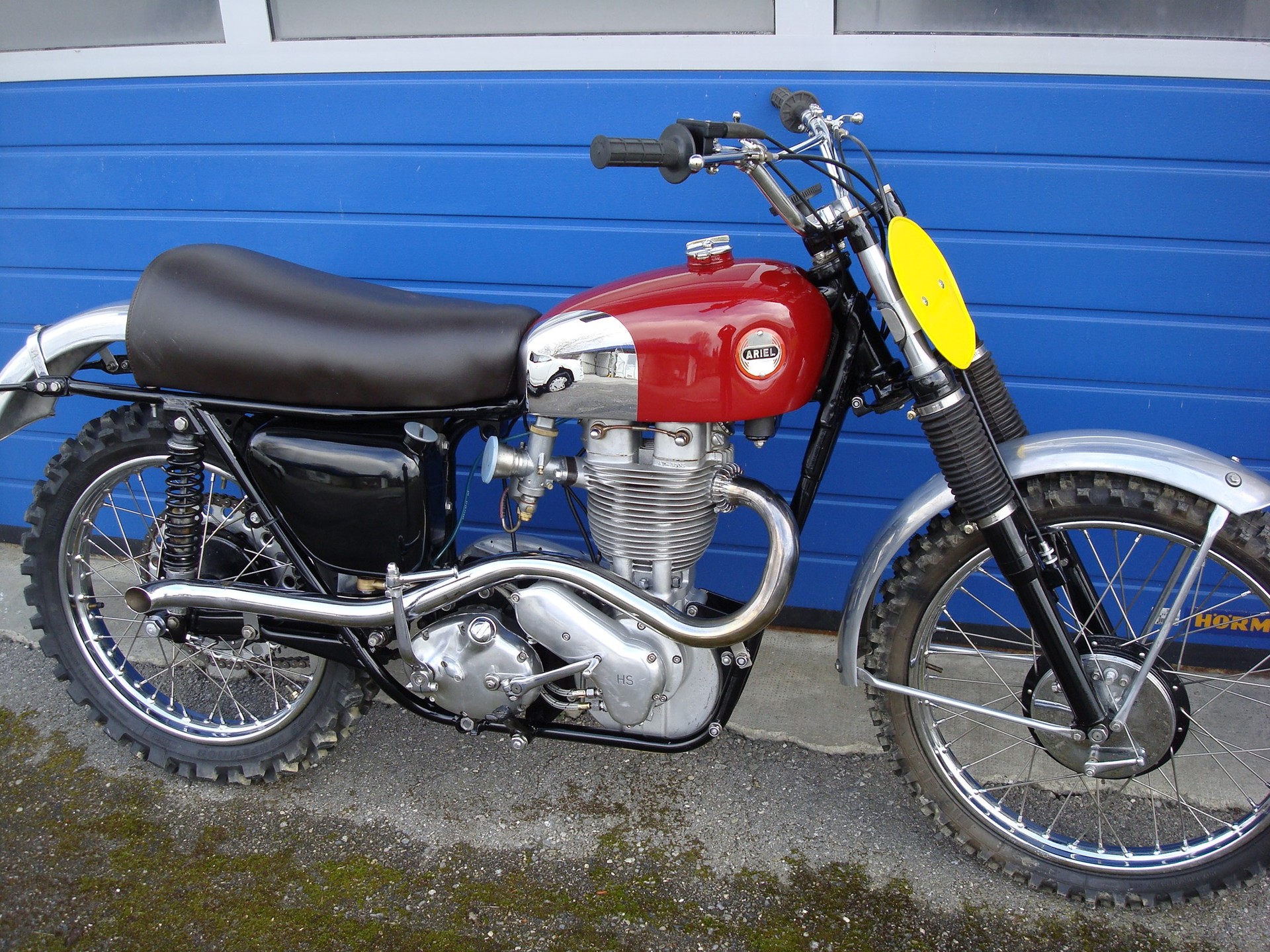 ARIEL RED HUNTER